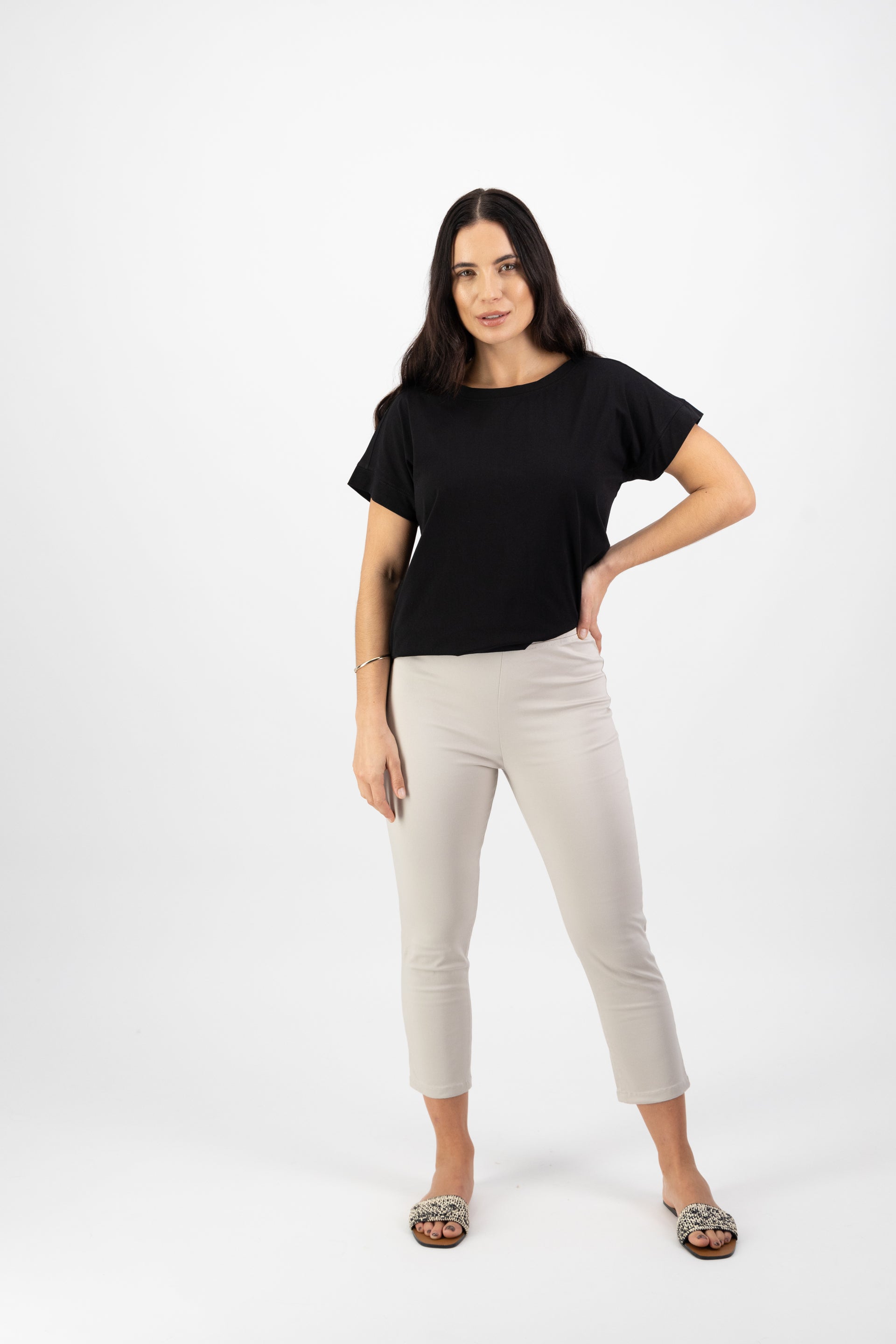 271LW Pumice - Plain Skinny Leg 7/8 Length Lightweight Pull-On - Vassalli