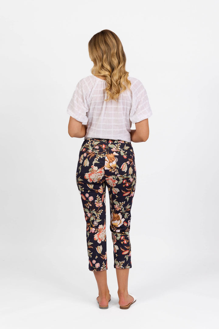 274LW Freya - Printed Slim Leg 7/8 Length Lightweight Pull-On - Vassalli