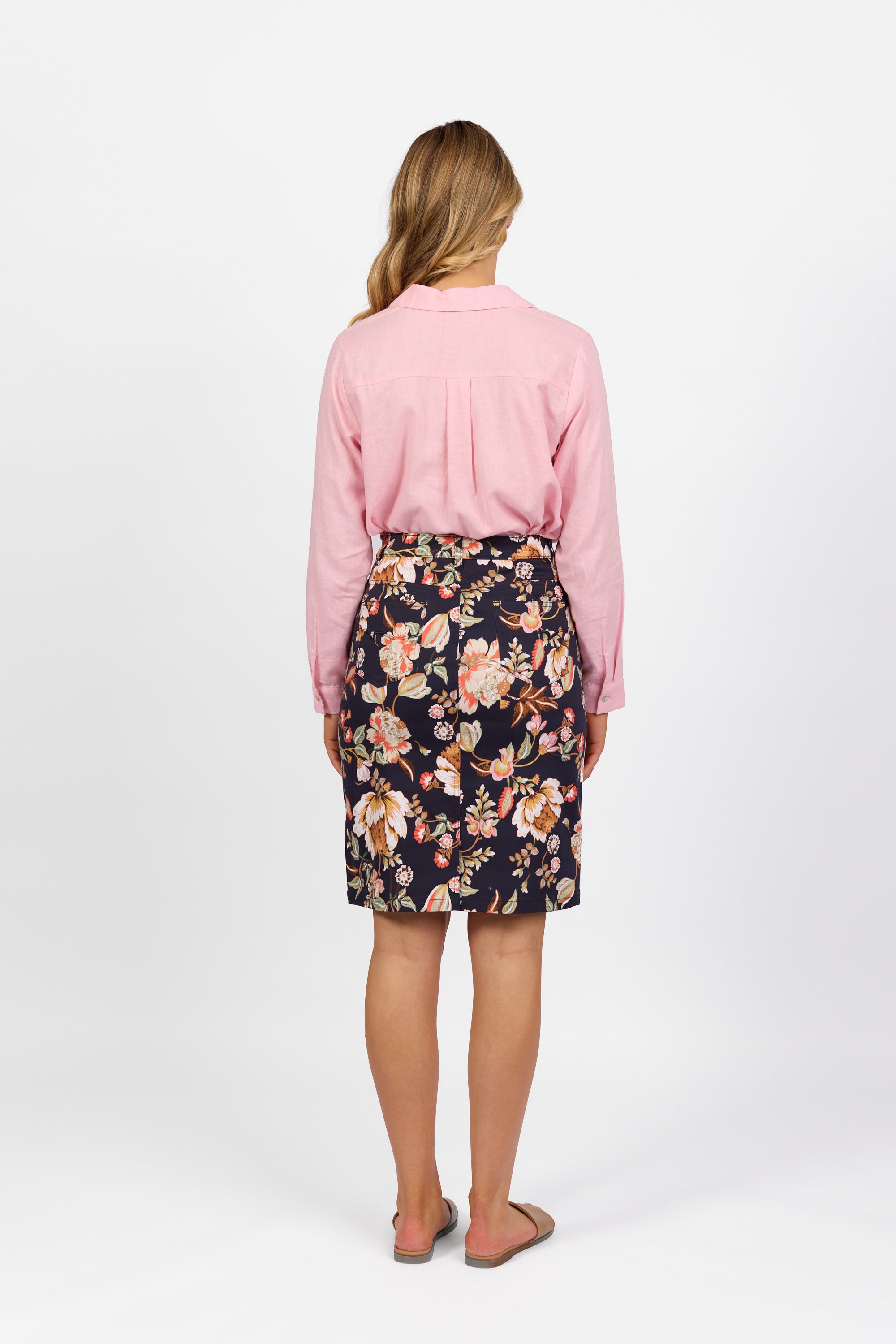 372AV Freya - Printed Lightweight Skirt with Centre Back Vent - Vassalli