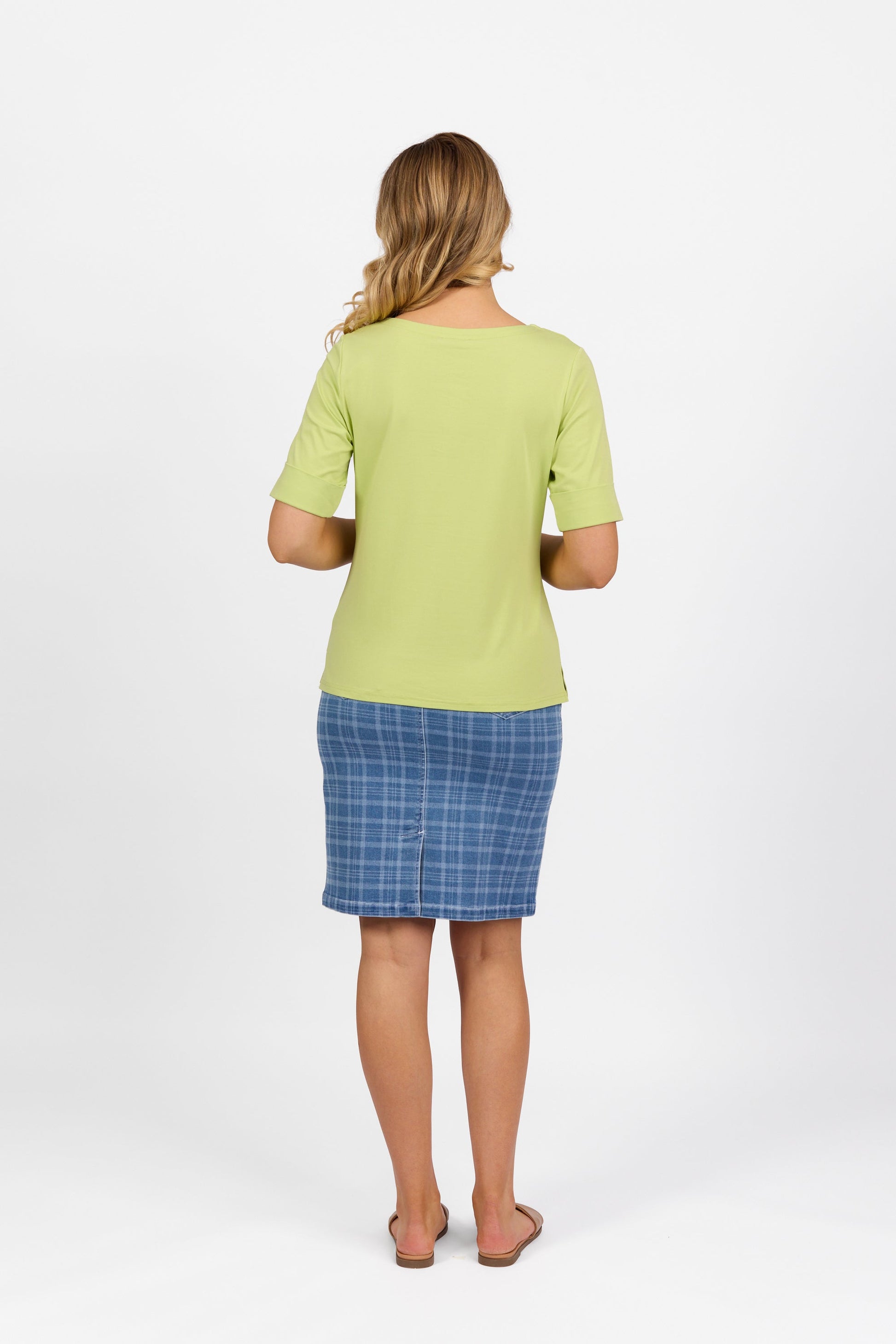 4262 Apple - Boat Neck Top - Vassalli