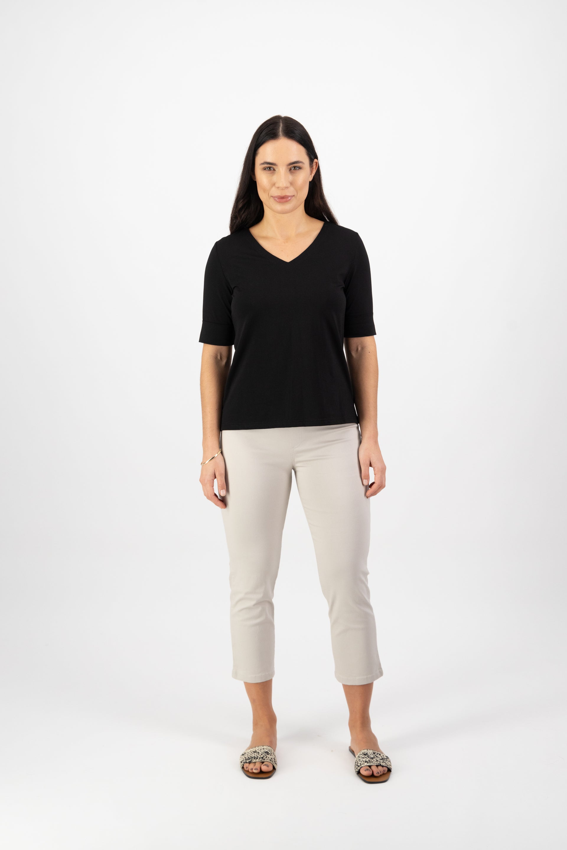 4264 Black - V Neck Top - Vassalli
