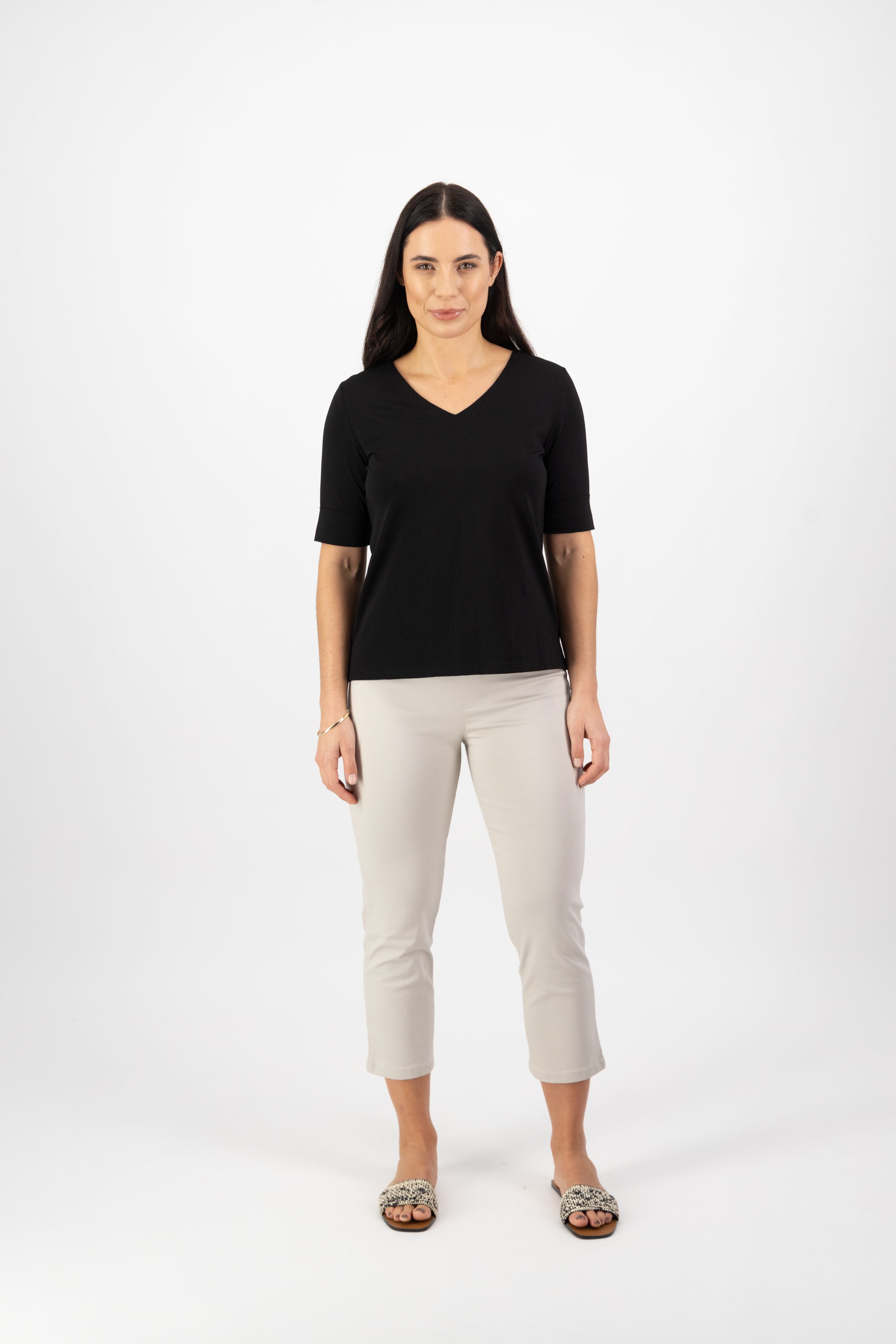 4264 Black - V Neck Top - Vassalli