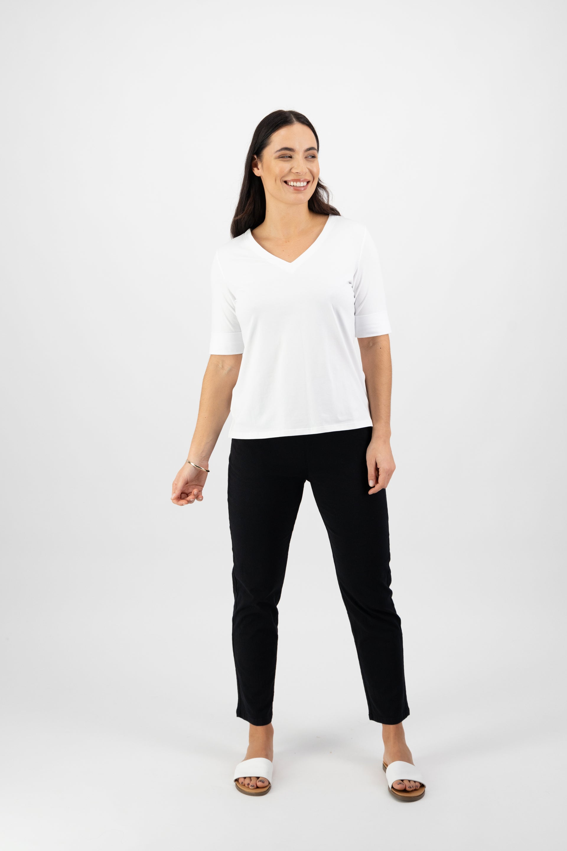 4264 White - V Neck Top - Vassalli
