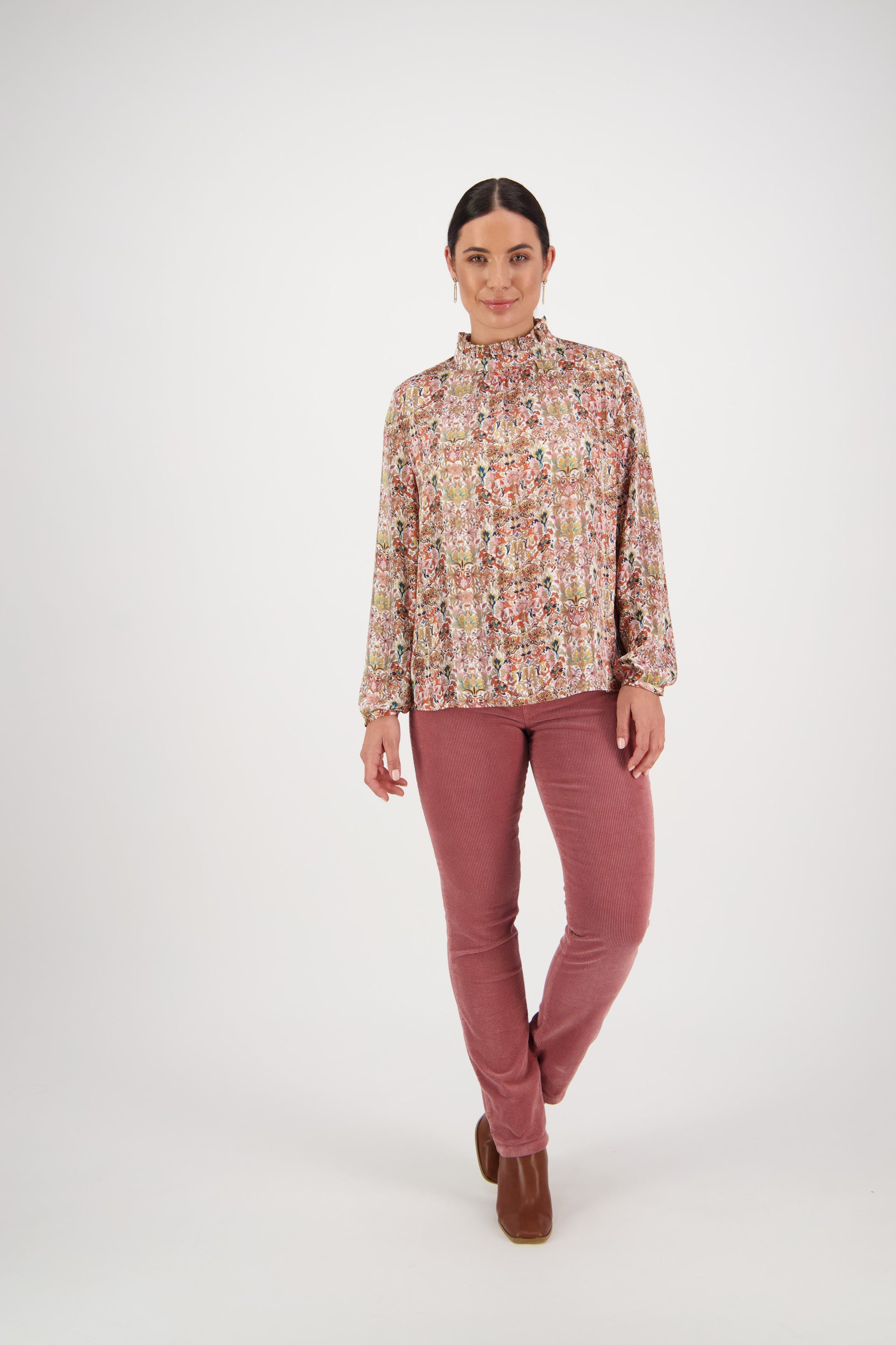 4307 Eden - Ruffle Neck Long Sleeve Printed Top - Vassalli