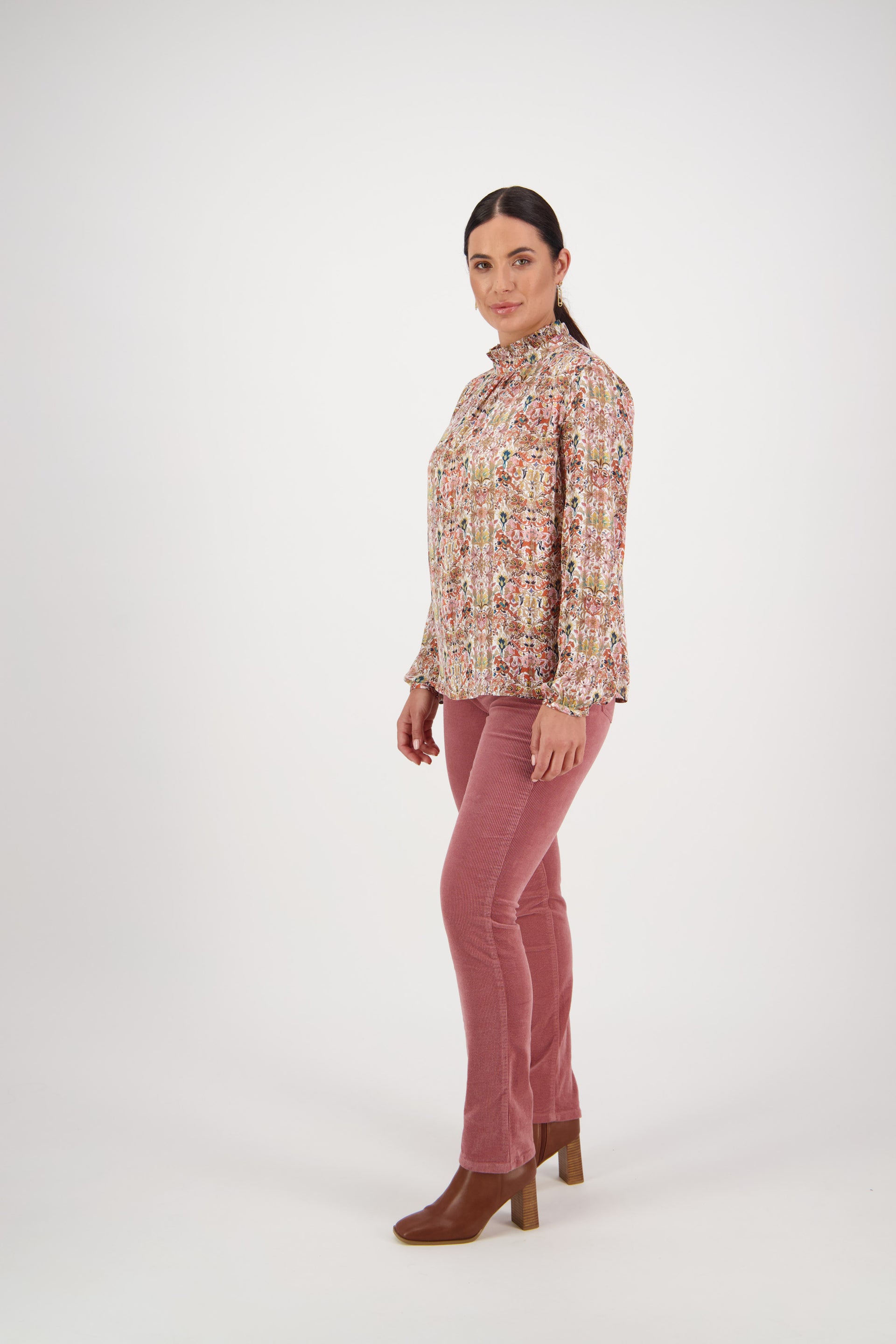 4307 Eden - Ruffle Neck Long Sleeve Printed Top - Vassalli