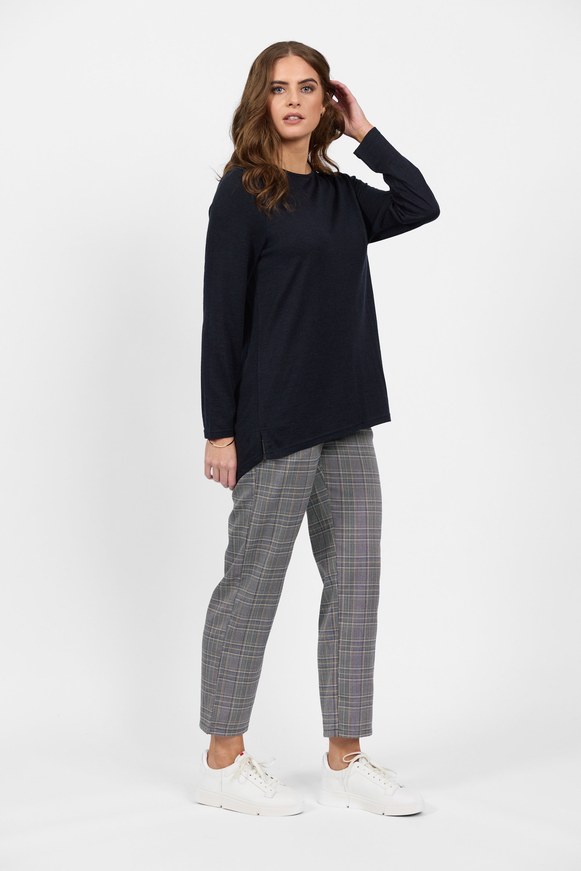 4349 Midnight - 100% Merino Long Sleeve Top With Back Button Placket - Vassalli