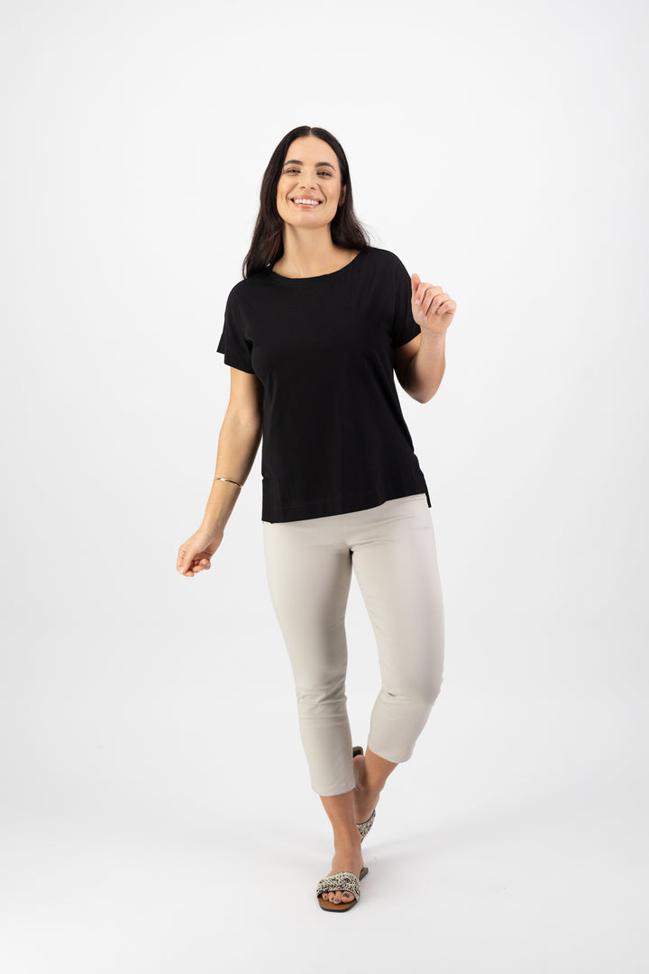 4363 Black - Drop Sleeve Top with Stepped Hem - Vassalli