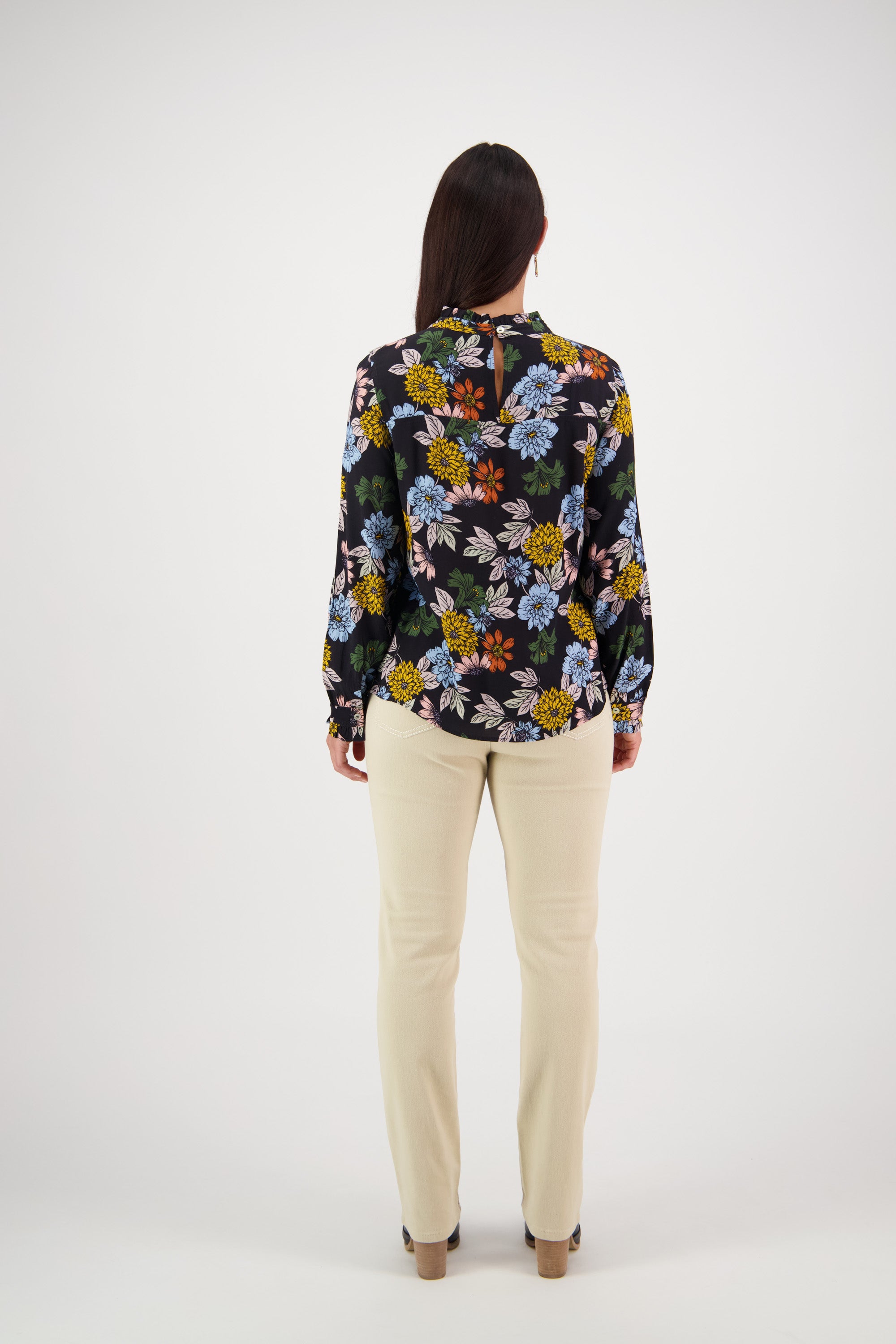 4408 Viva La Bloom - Ruffle Neck Top with Pleat Front - Vassalli