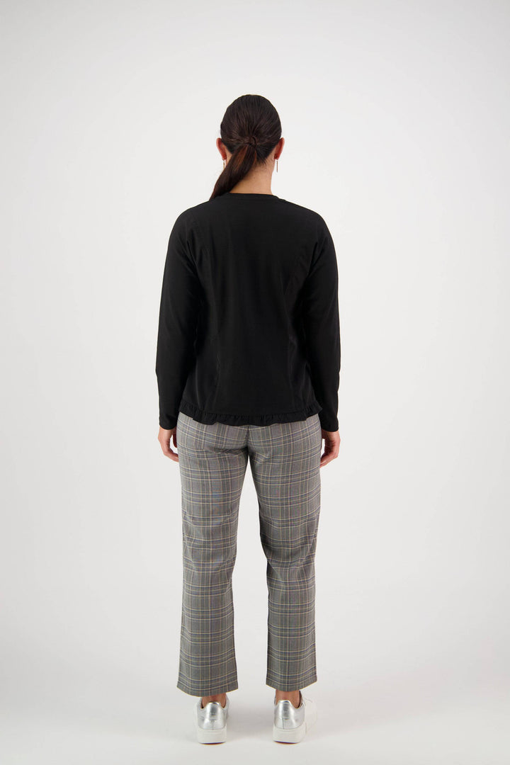 4439 Long Sleeve Top - Black - Vassalli