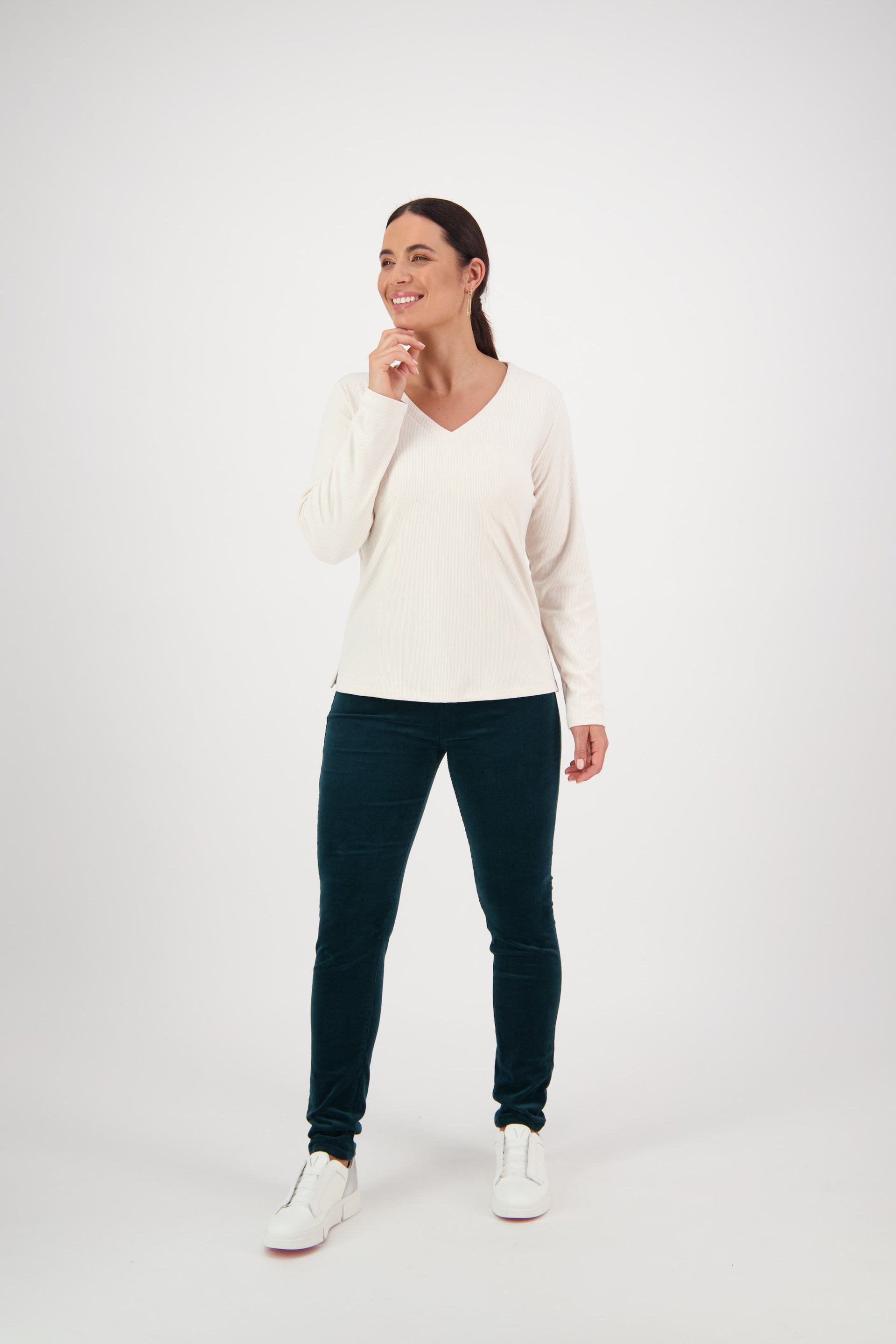 4444 Pearl - V Neck Long Sleeve Top - Vassalli