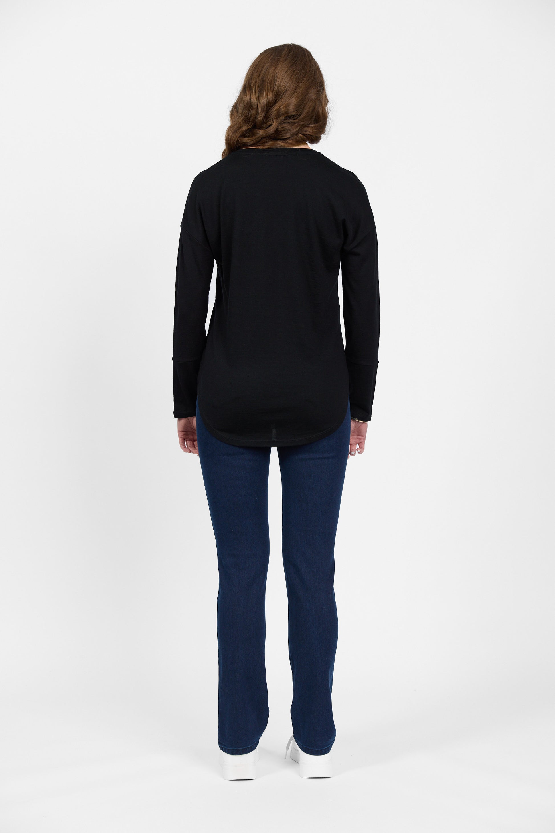 4465 Black - 100% Merino V Neck Top with Button Cuff Detail - Vassalli