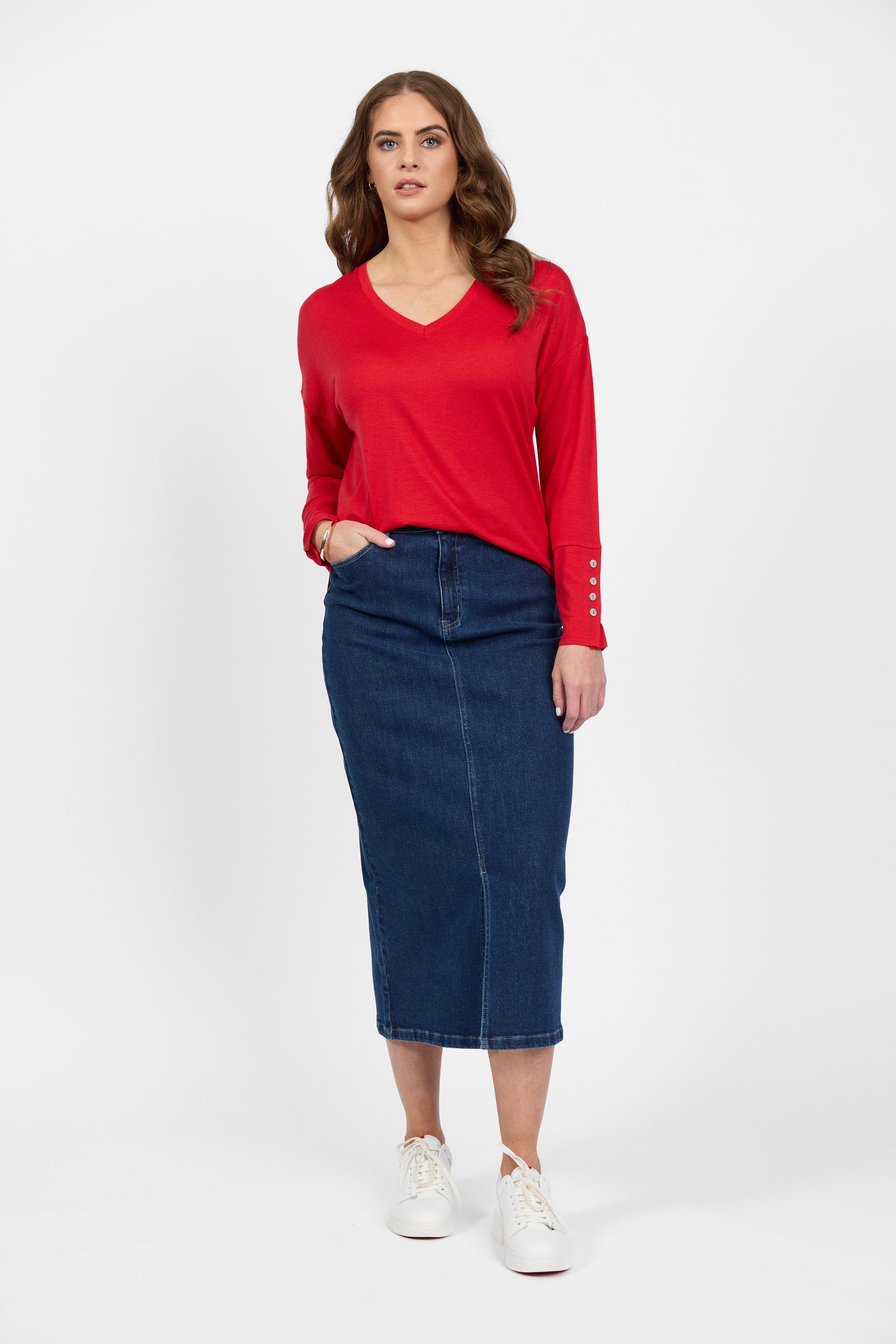 4465 Scarlet - 100% Merino V Neck Top with Button Cuff Detail - Vassalli