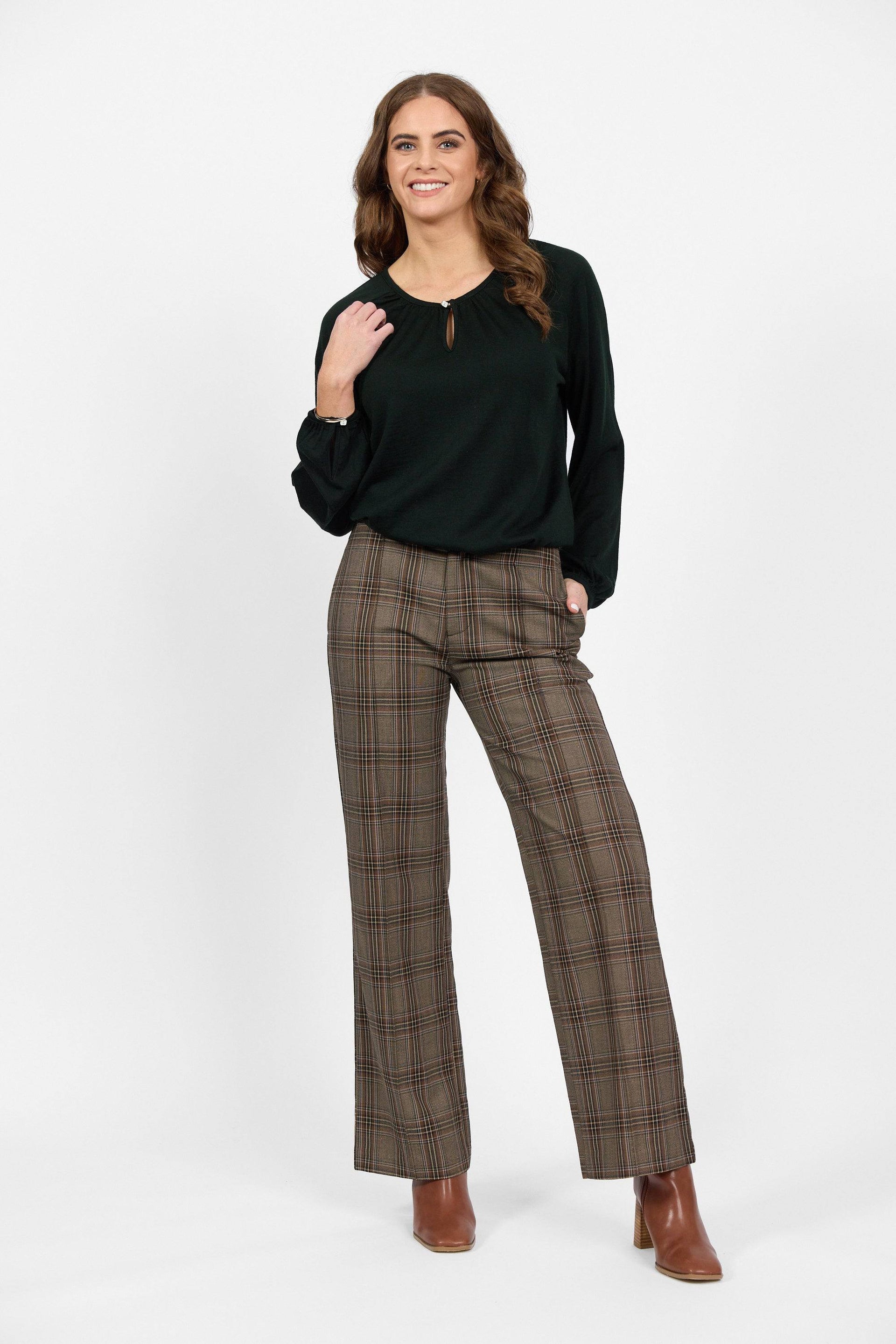 4466 Forest - 100% Merino Round Neck Top with Front Keyhole - Vassalli