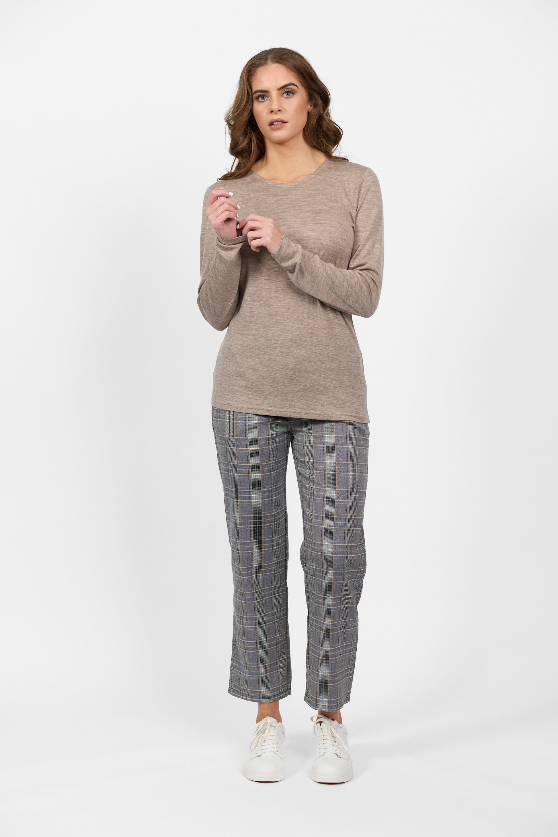 4467 Twig - 100% Merino Basic Long Sleeve Crew Neck Top - Vassalli