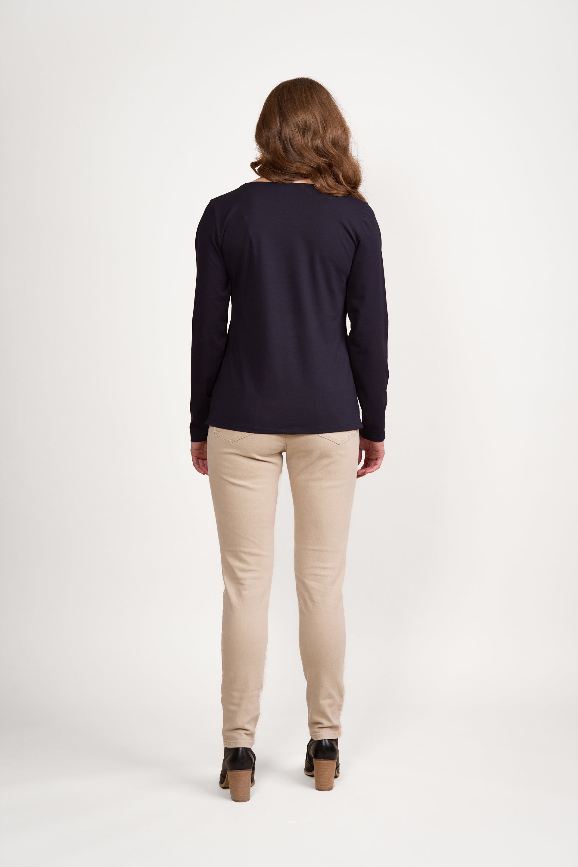 4473 V-Neck Top - Ink - Vassalli