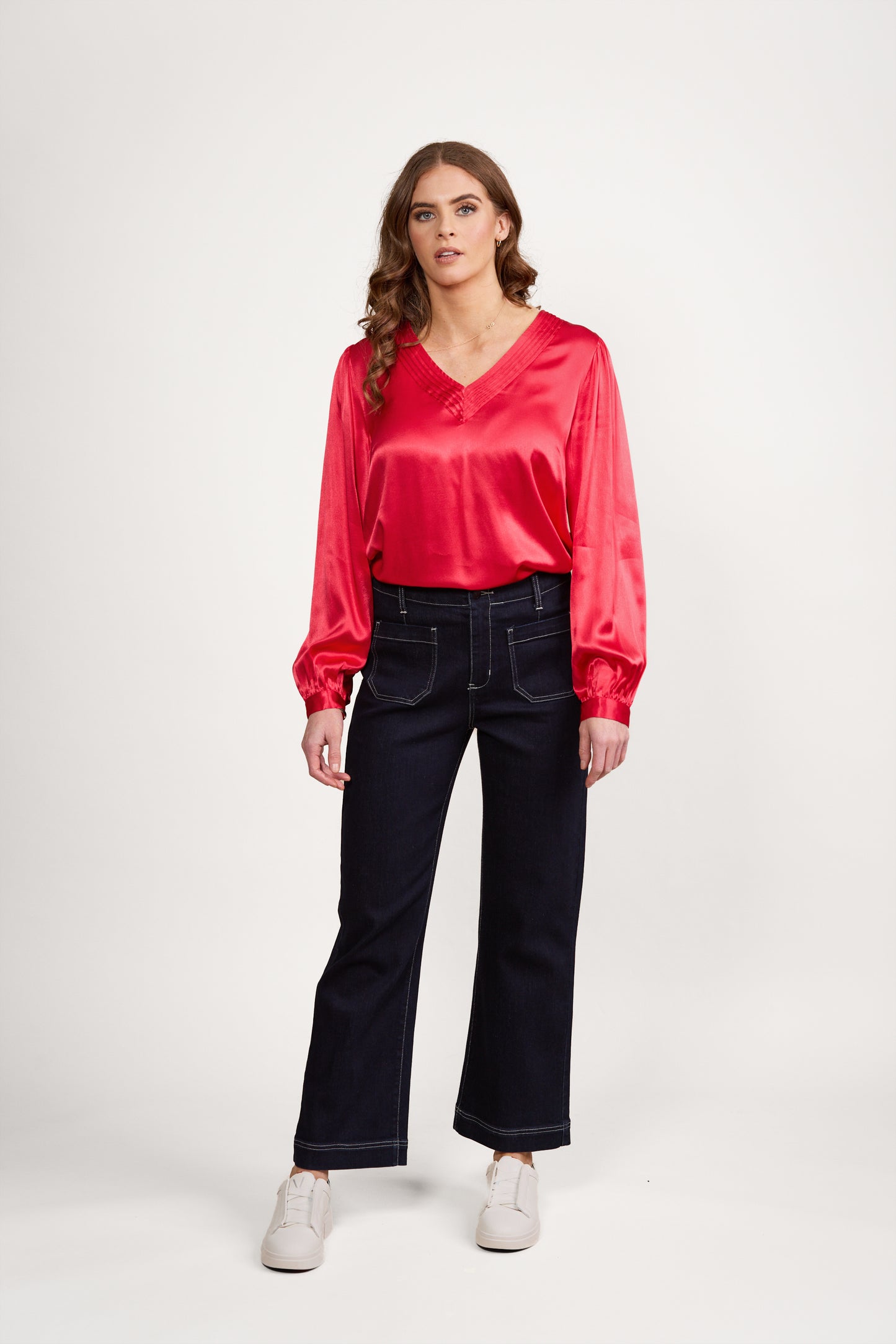 4479 Fiesta - V Neck Top with Gathered Back Seam - Vassalli