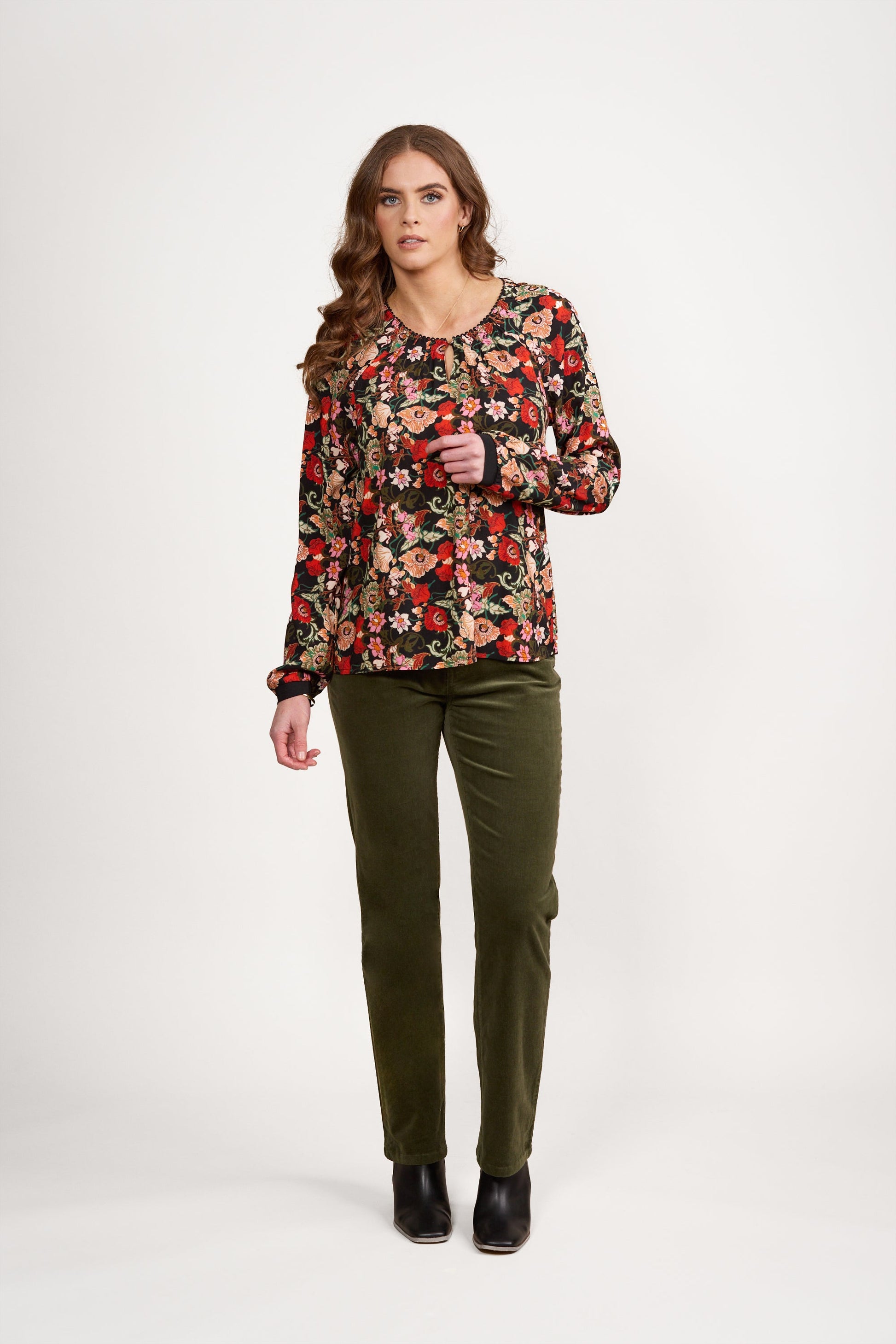 4480 Flamenco - Long Sleeve Front Keyhole Neck Top with Rib Cuff - Vassalli