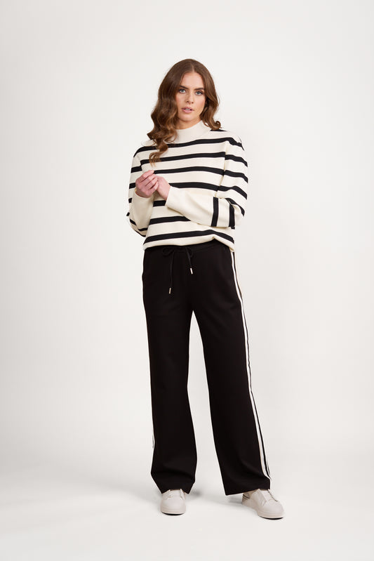 5006 Black - Wide Leg Full Length Pant with Side Stripe Panel - Vassalli