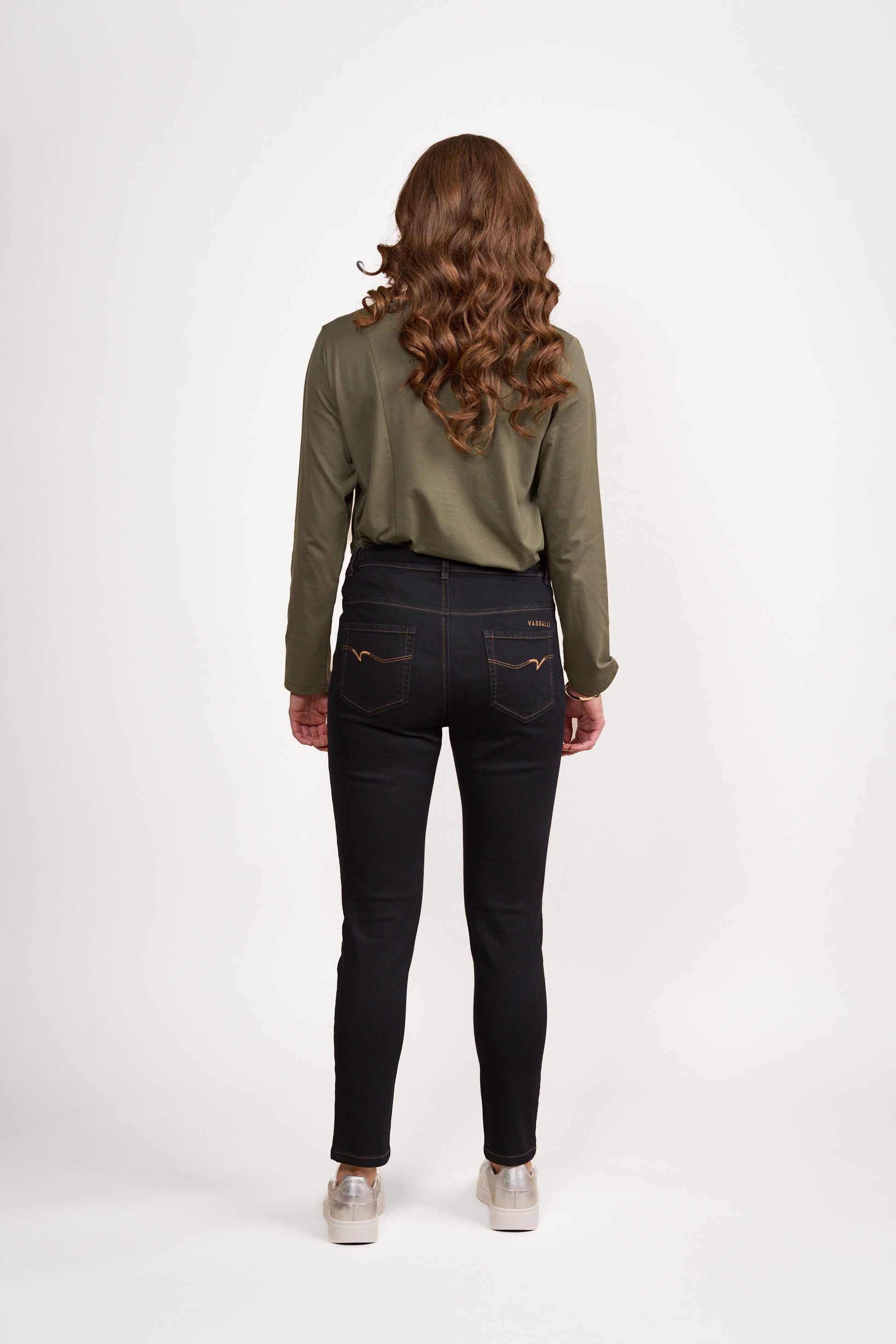 5009 Black Denim - Skinny Leg Ankle Grazer, Slim Hip and Thigh Jean with Side Waist Elastic - Vassalli