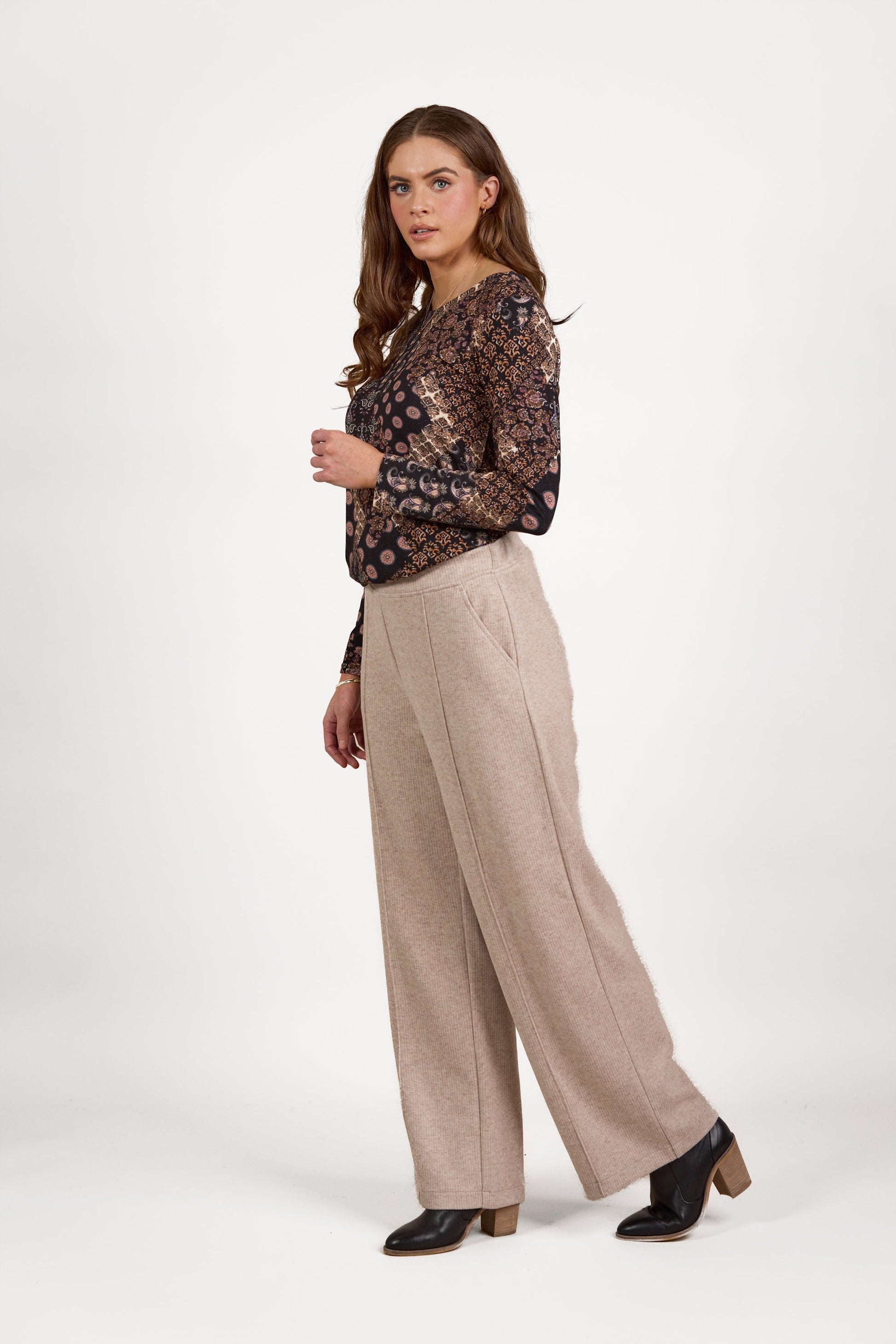 5017W Dune - Wide Leg Full Length Pull-On - Vassalli