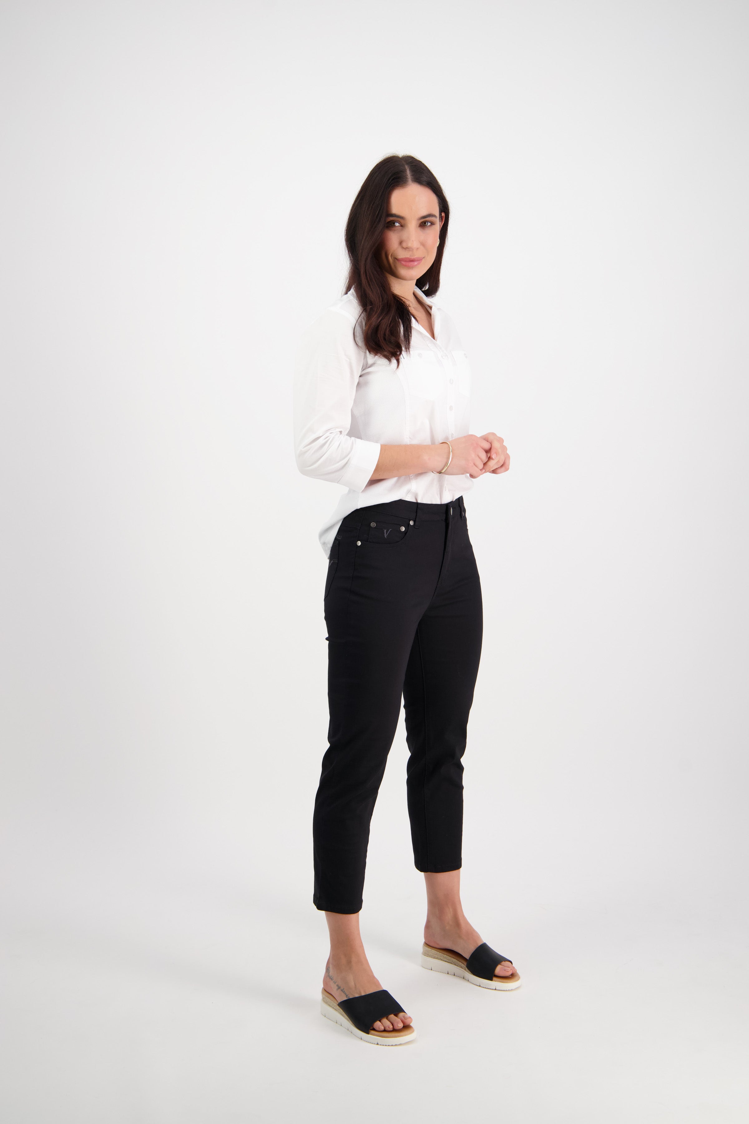 5509LW Black - Plain Lightweight Skinny Leg 7/8 Length Pant with Fly - Vassalli