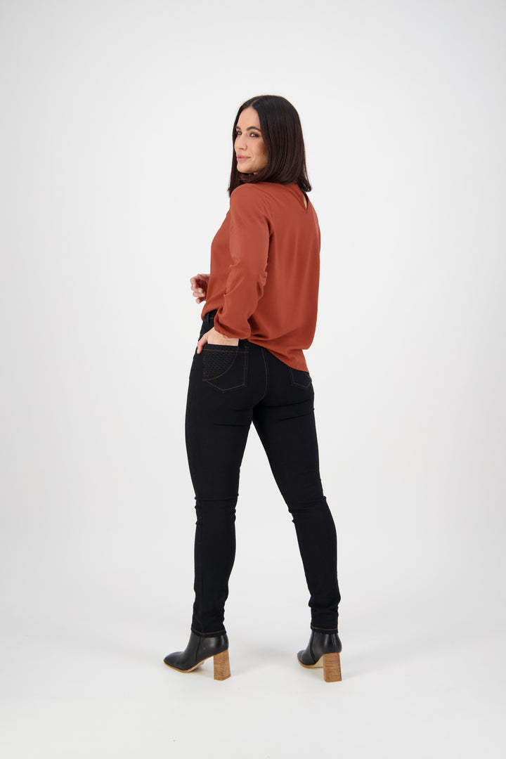 5535 Black Denim - Skinny Leg Full Length Basket Weave Jean - Vassalli
