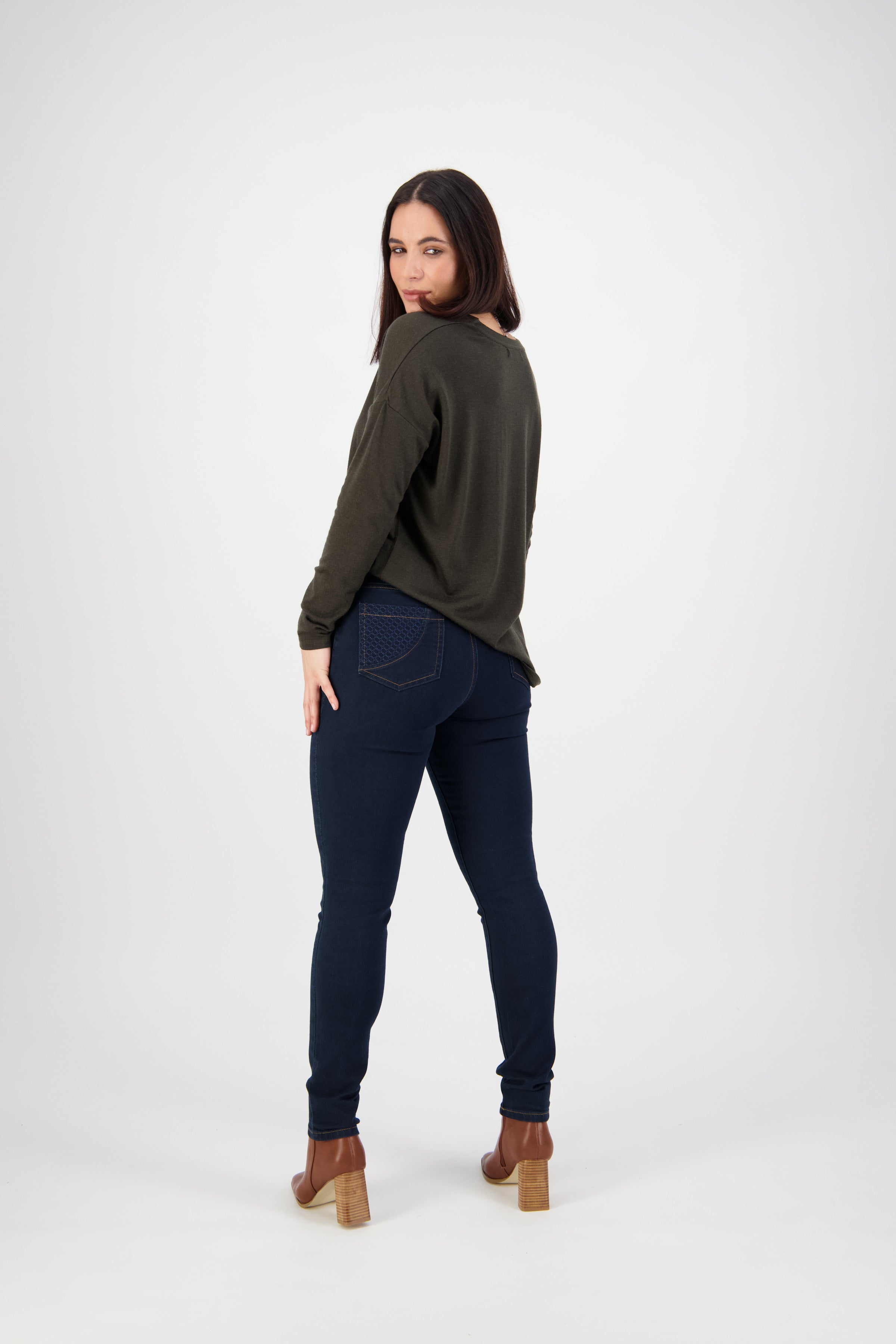 5535 Indigo Denim - Skinny Leg Full Length Basket Weave Jean - Vassalli