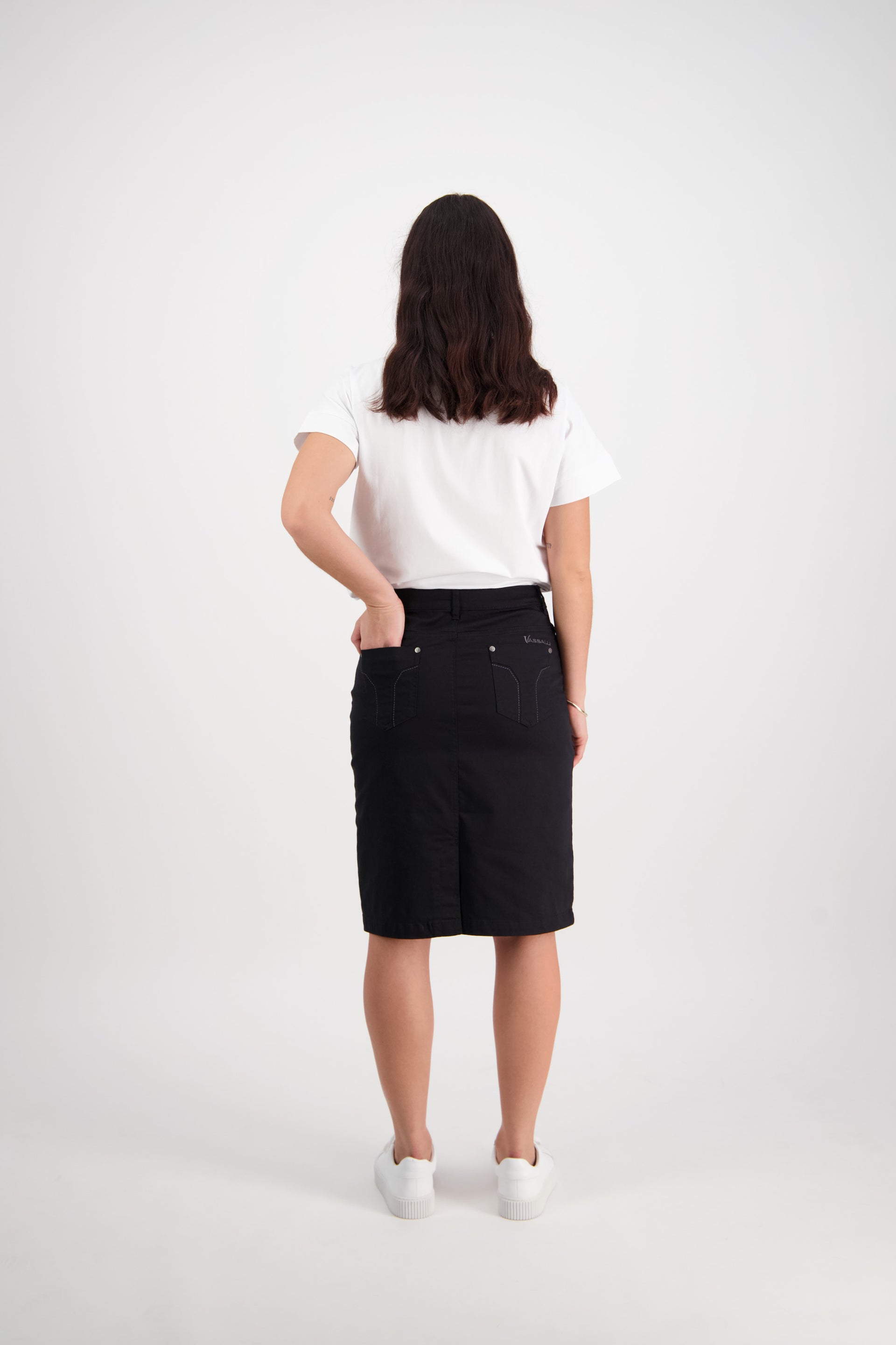 5751LW Black - Plain Lightweight Skirt - Vassalli