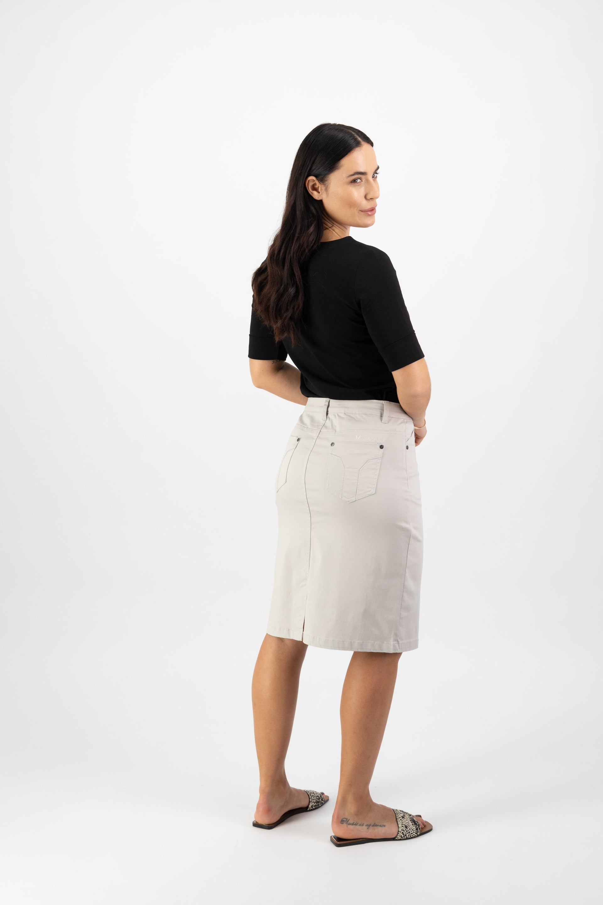 5751LW Pumice - Plain Lightweight Skirt - Vassalli