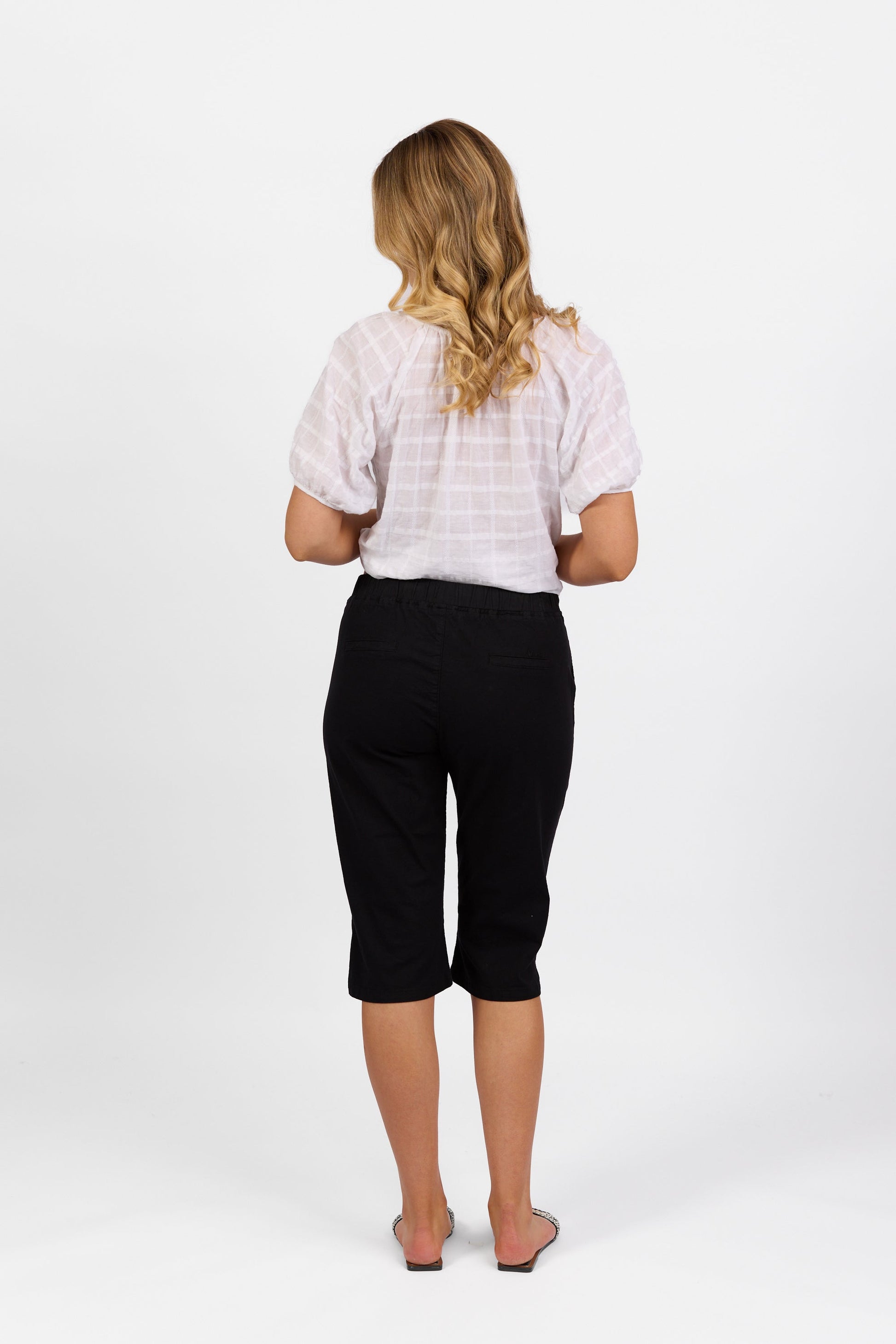 5789 Black - Below Knee Slim Leg Elastic Waist Pant - Vassalli