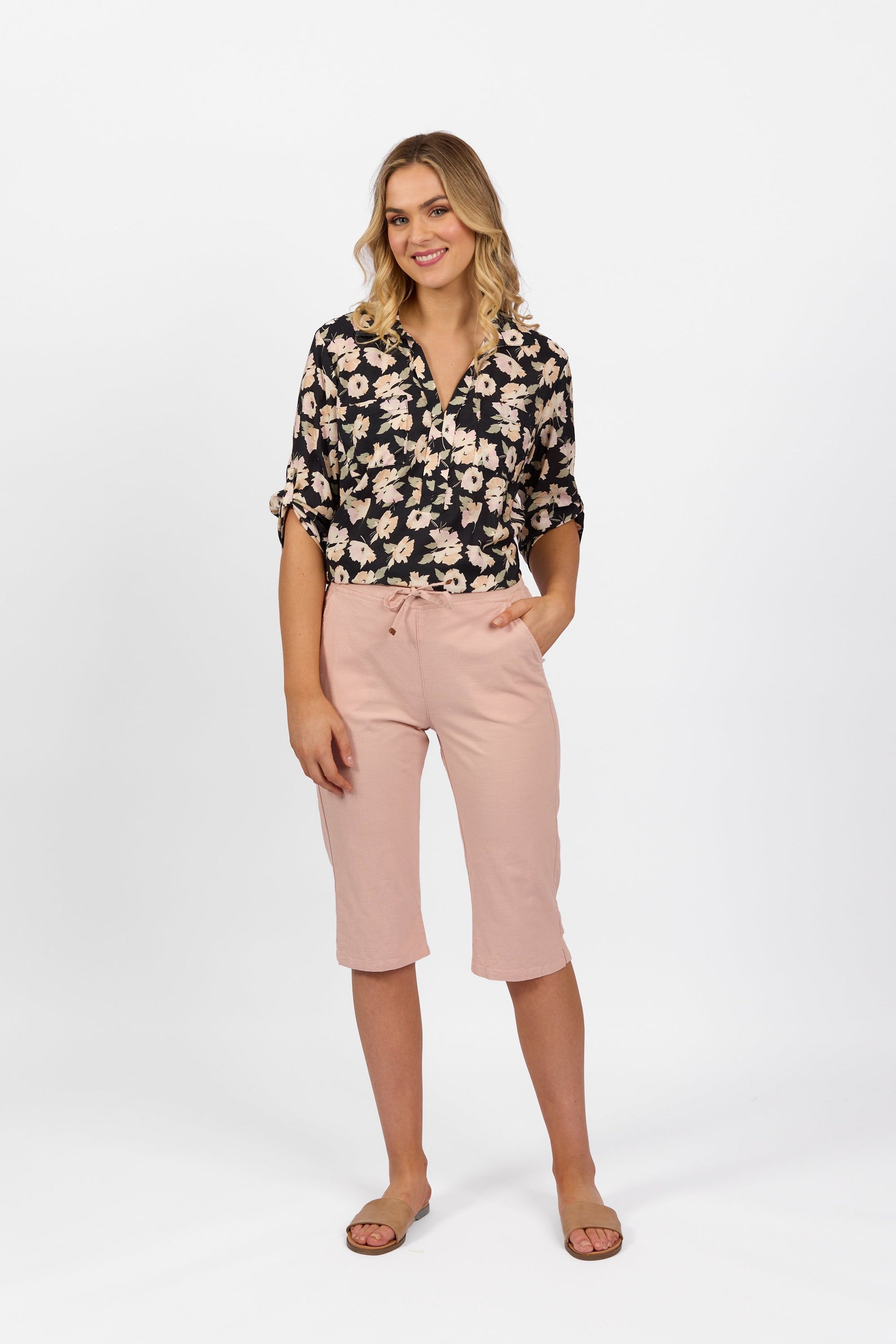 5789 Soft Pink - Below Knee Slim Leg Elastic Waist Pant - Vassalli
