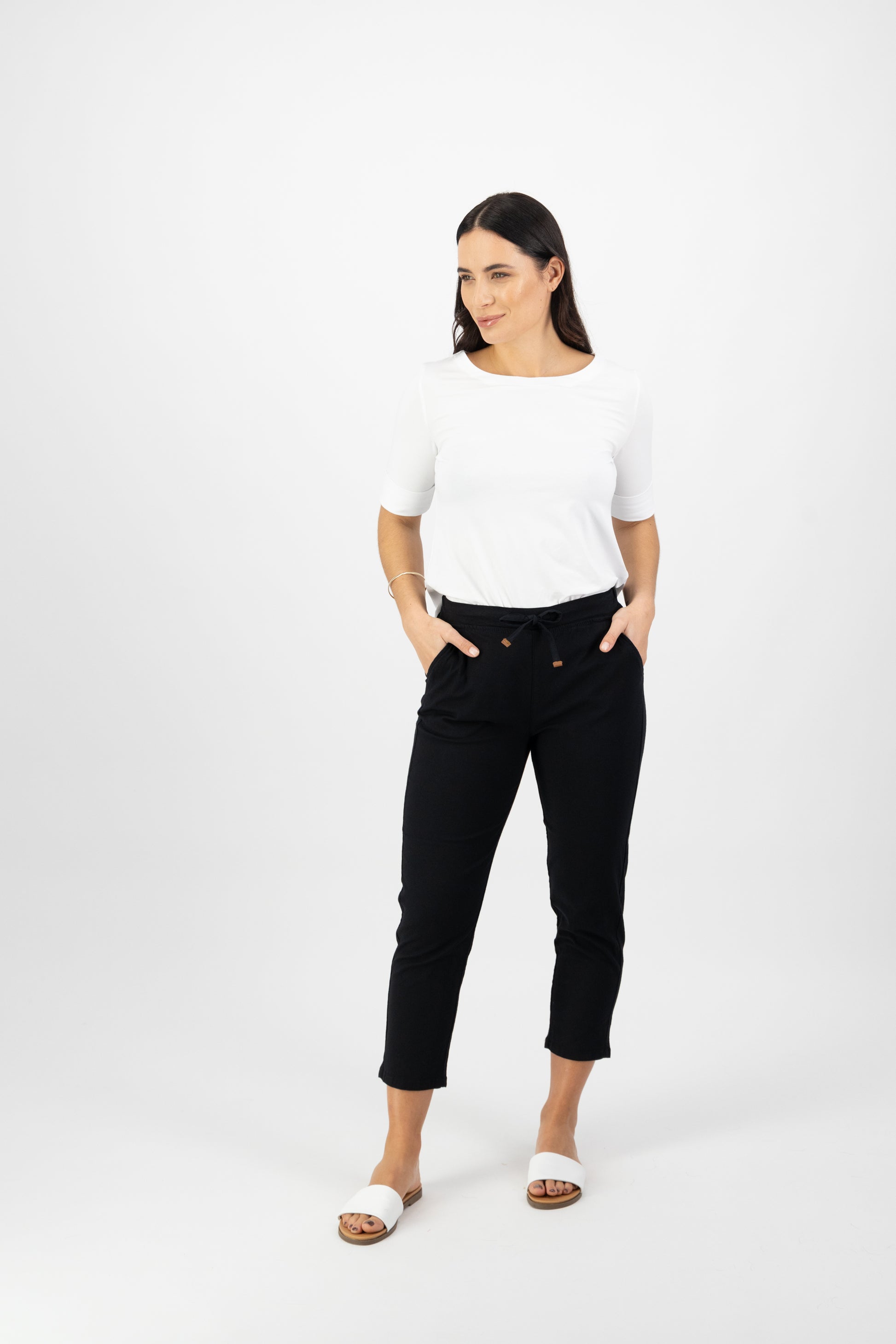 5790 Black - 7/8 Length Skinny Leg Elastic Waist Pant - Vassalli