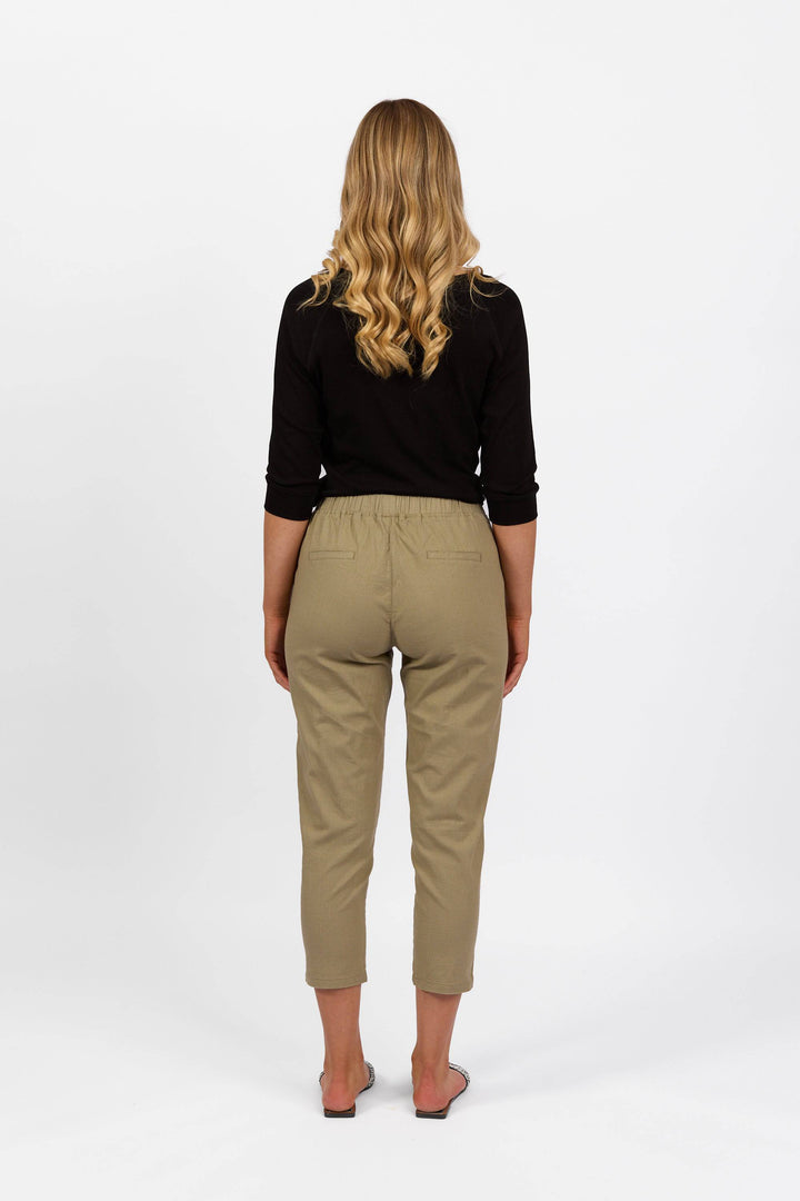 5790 Sage - 7/8 Length Skinny Leg Elastic Waist Pant - Vassalli