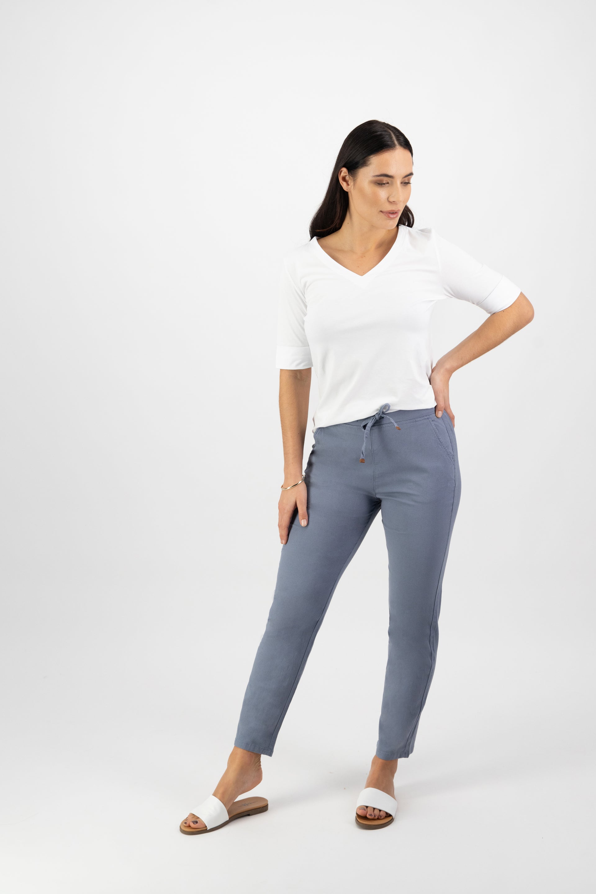 5791 Atlantic - Ankle Grazer Slim Leg Elastic Waist Pant - Vassalli