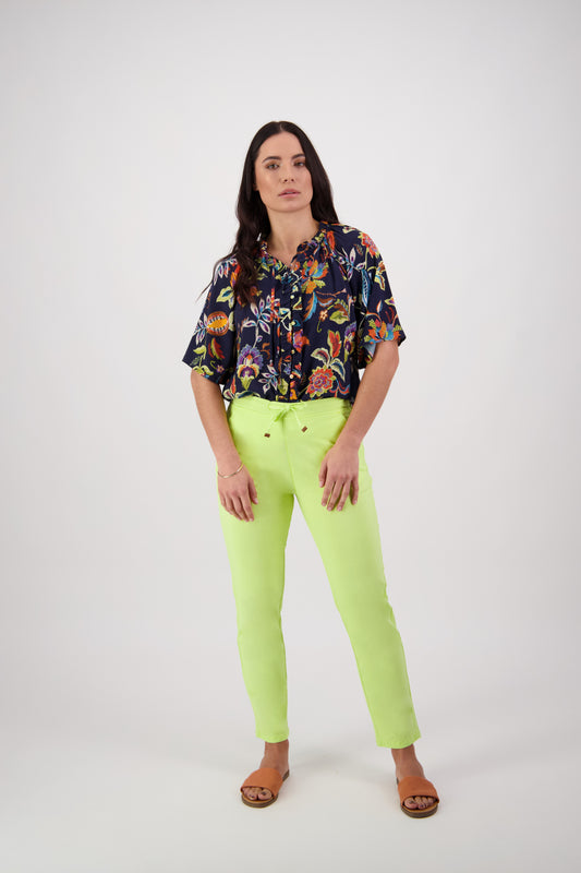 5791 Lime - Ankle Grazer Slim Leg Elastic Waist Pant - Vassalli