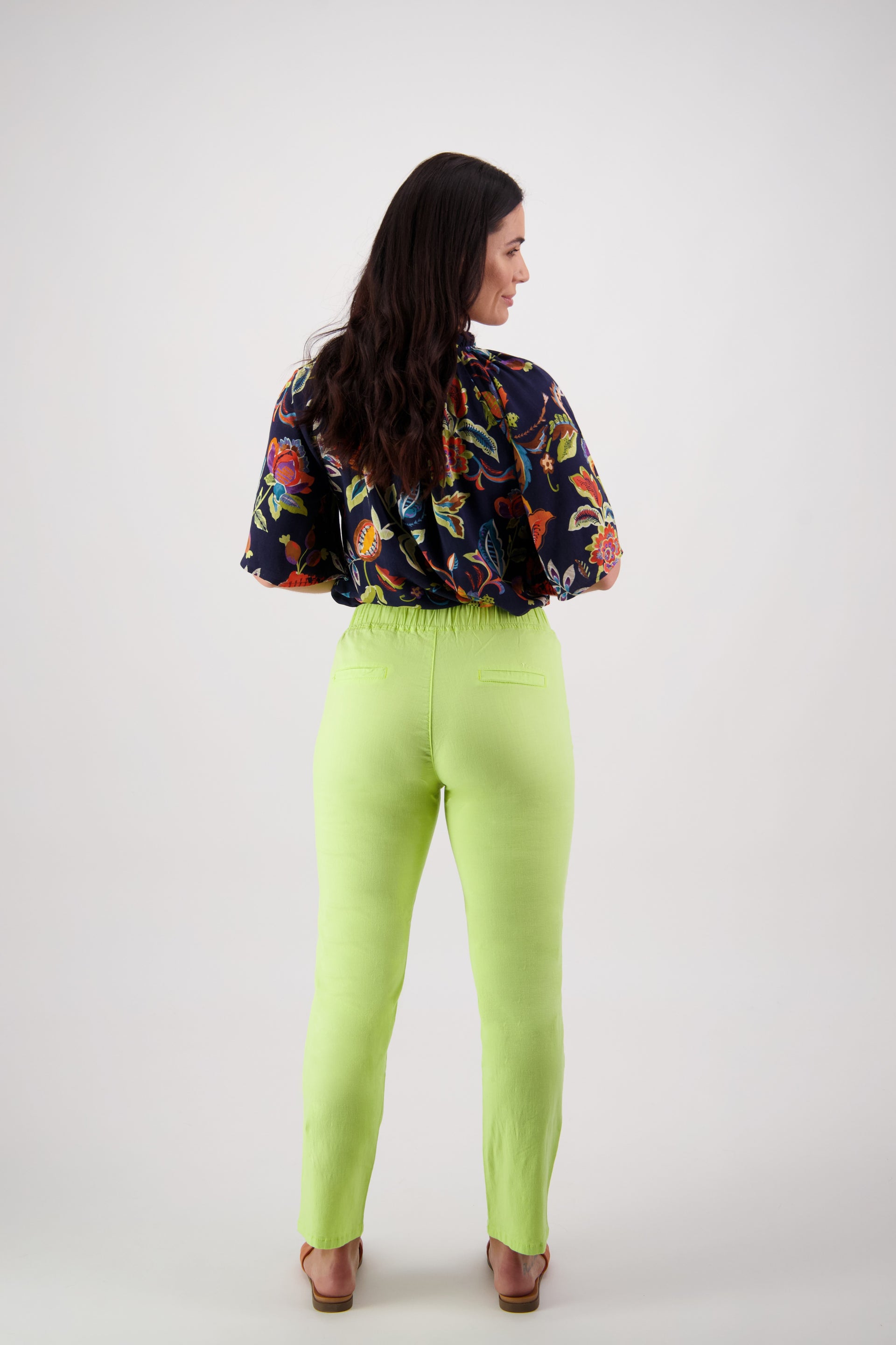 5791 Lime - Ankle Grazer Slim Leg Elastic Waist Pant - Vassalli