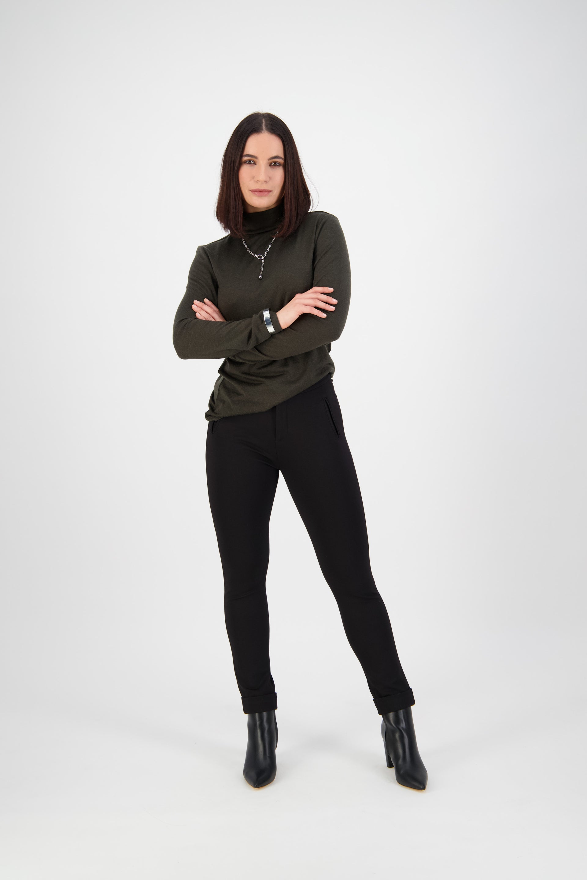 5894 Black - Full Length Cuffed Dress Pant in Ponti - Vassalli