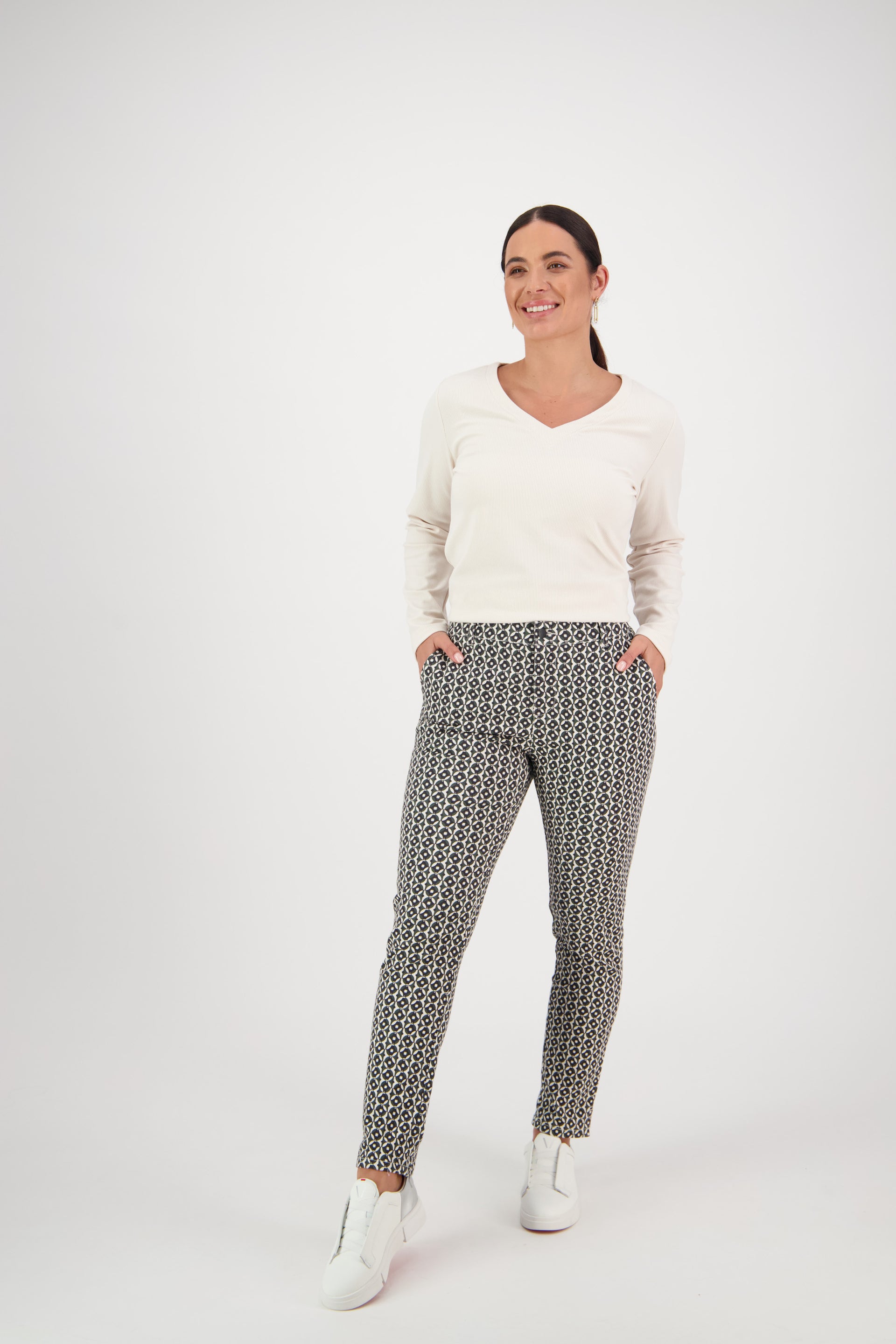 5899A Vault - Skinny Leg Ankle Grazer Printed Pant with Elastic Back Waist - Vassalli