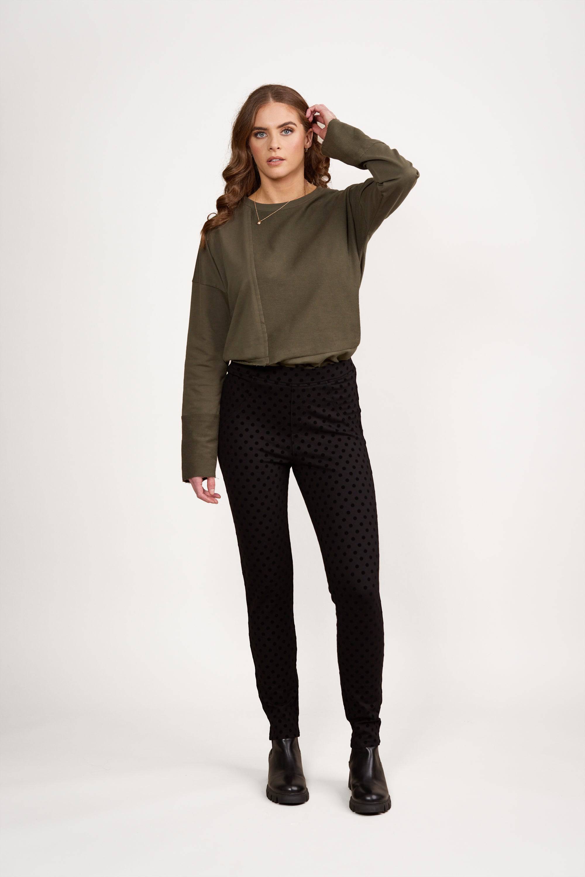 5903 Black - Skinny Leg Ankle Grazer Printed Ponti Pull-On - Vassalli