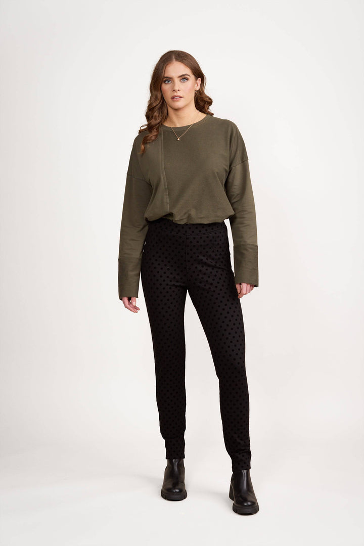 5903 Black - Skinny Leg Ankle Grazer Printed Ponti Pull-On - Vassalli