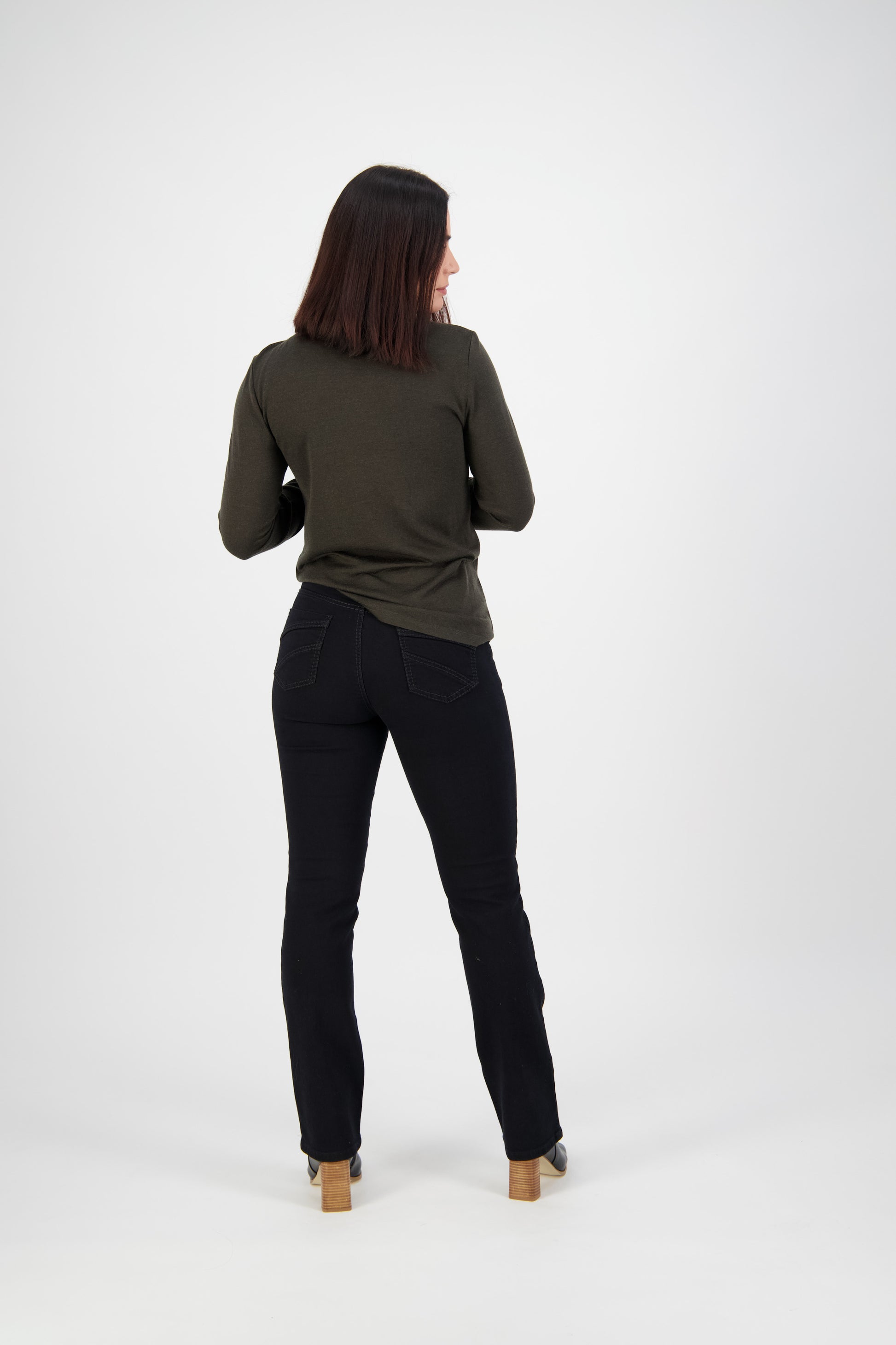 5937 Black Denim - Straight Leg Full Length Jean - Vassalli