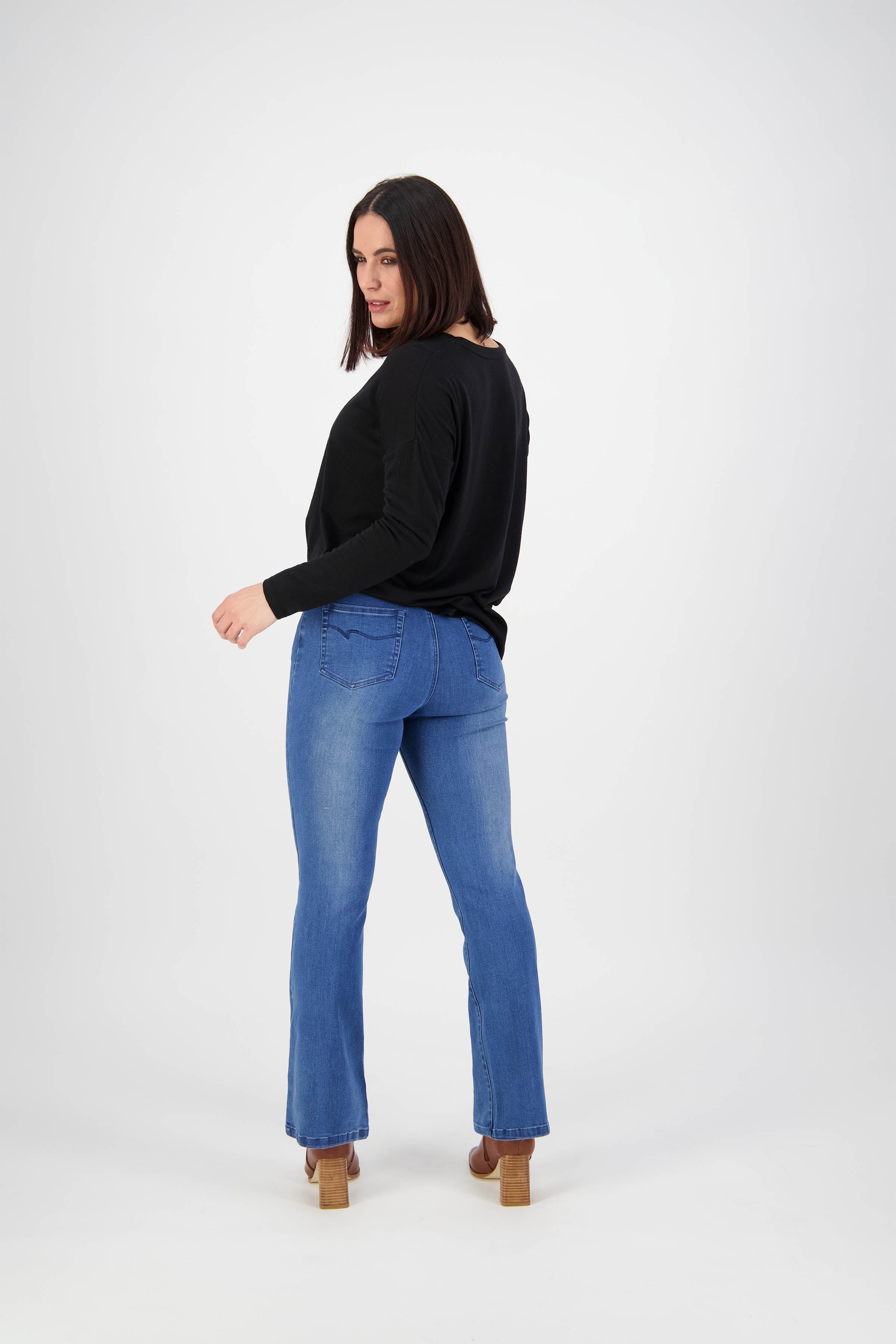 5955 Blue Denim - Bootleg Full Length Jean - Vassalli