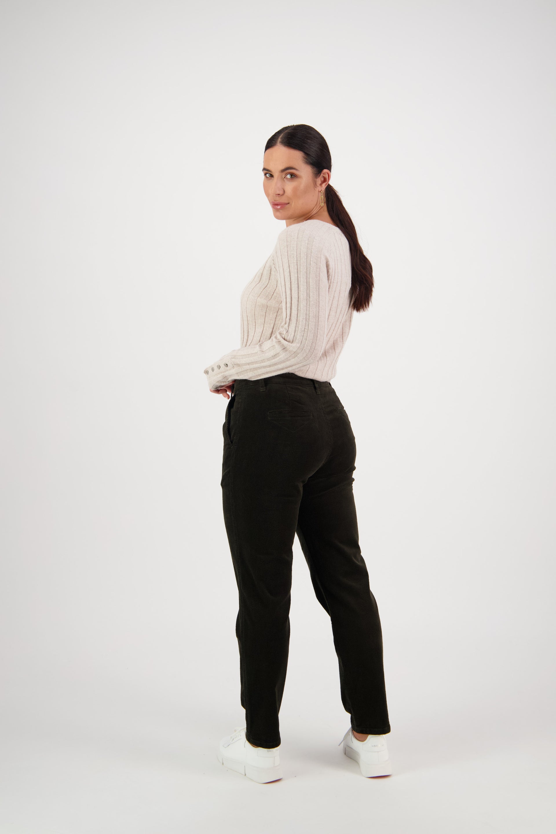 5982MW Boyfriend Cord Pant - Hunter - Vassalli
