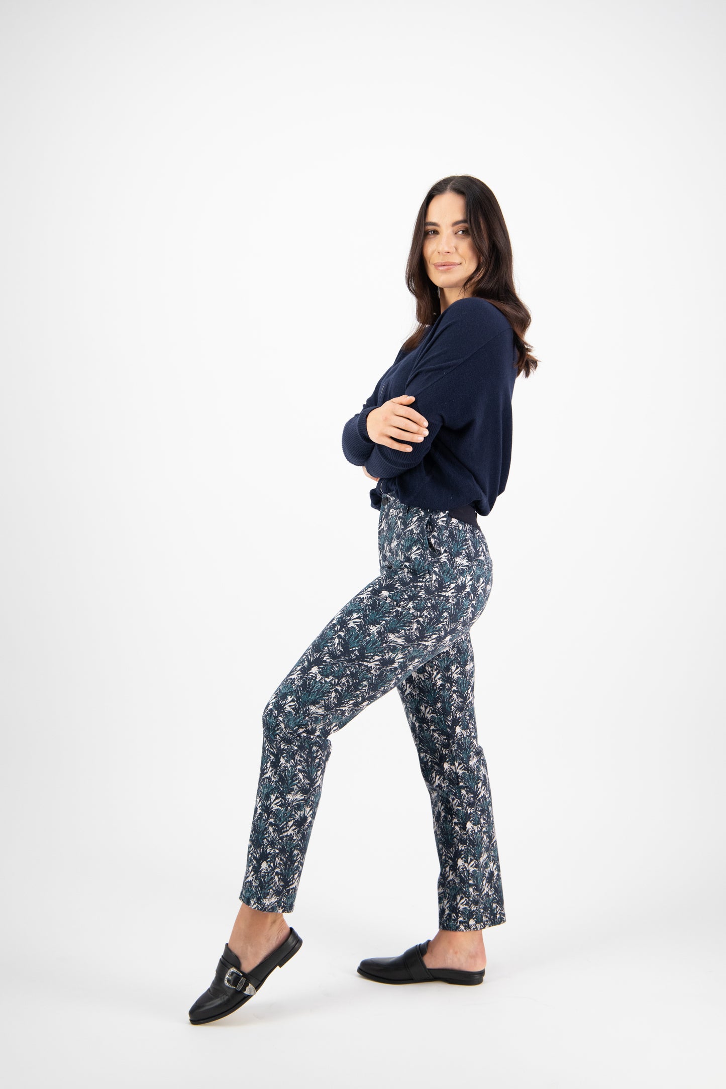 5985 Aspen - Slim Leg Ankle Grazer Printed Pant with Elastic Back Waist - Vassalli