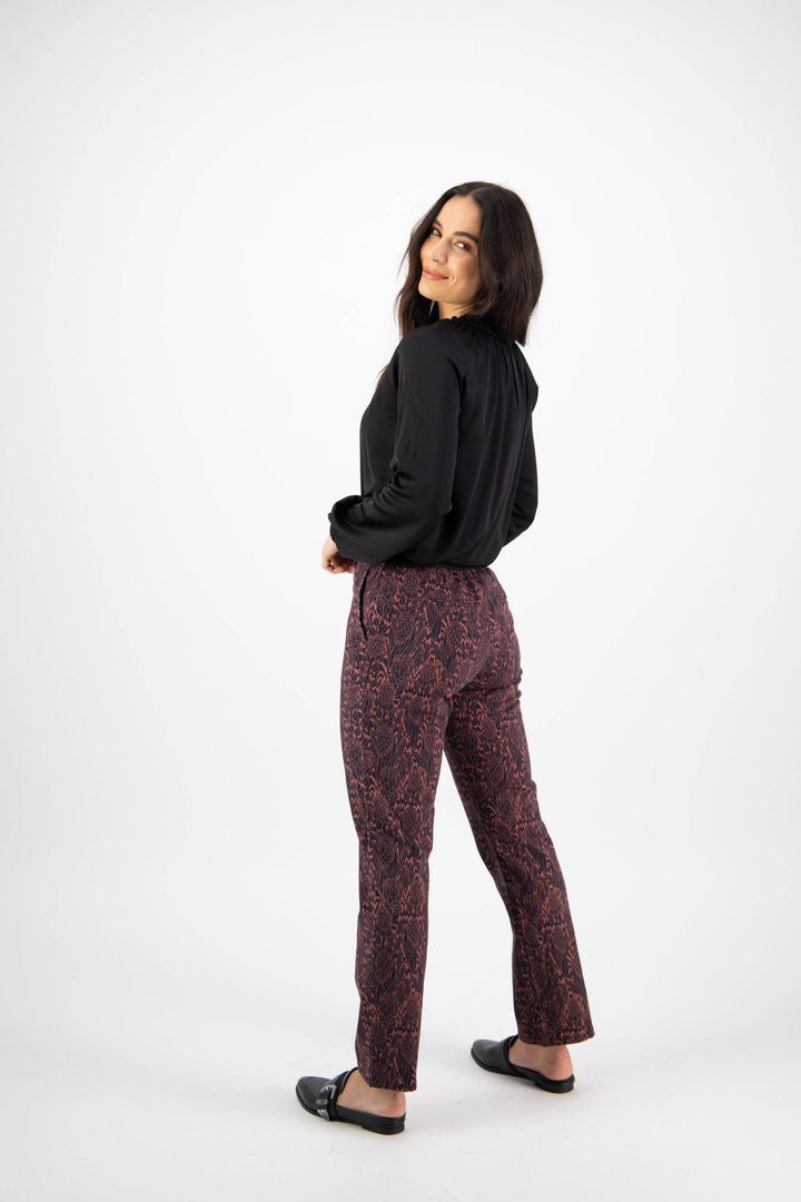 5985 Protea - Slim Leg Ankle Grazer Printed Pant with Elastic Back Waist - Vassalli