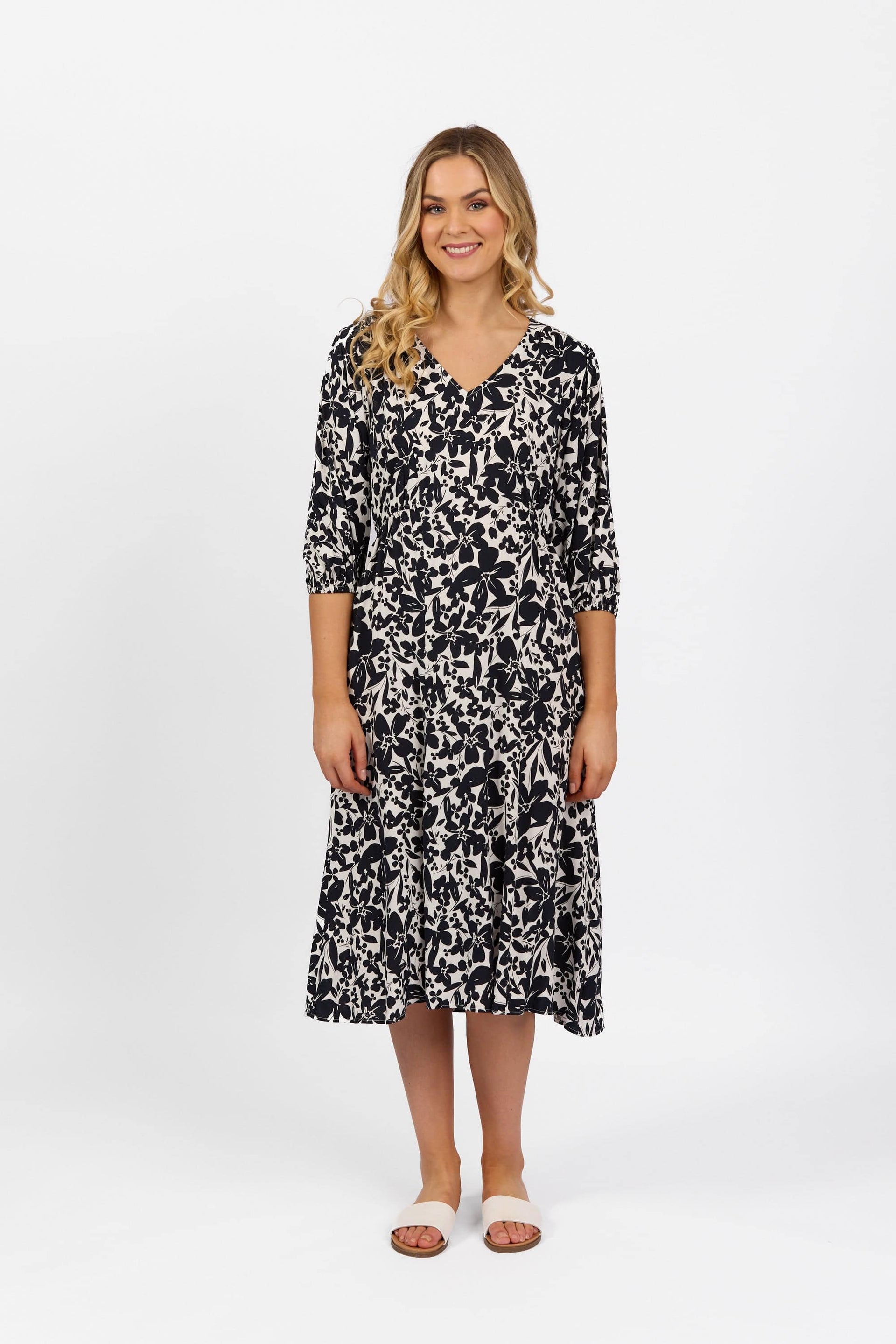 6105 Coco - V Neck Dress with Elbow Length Sleeve - Vassalli