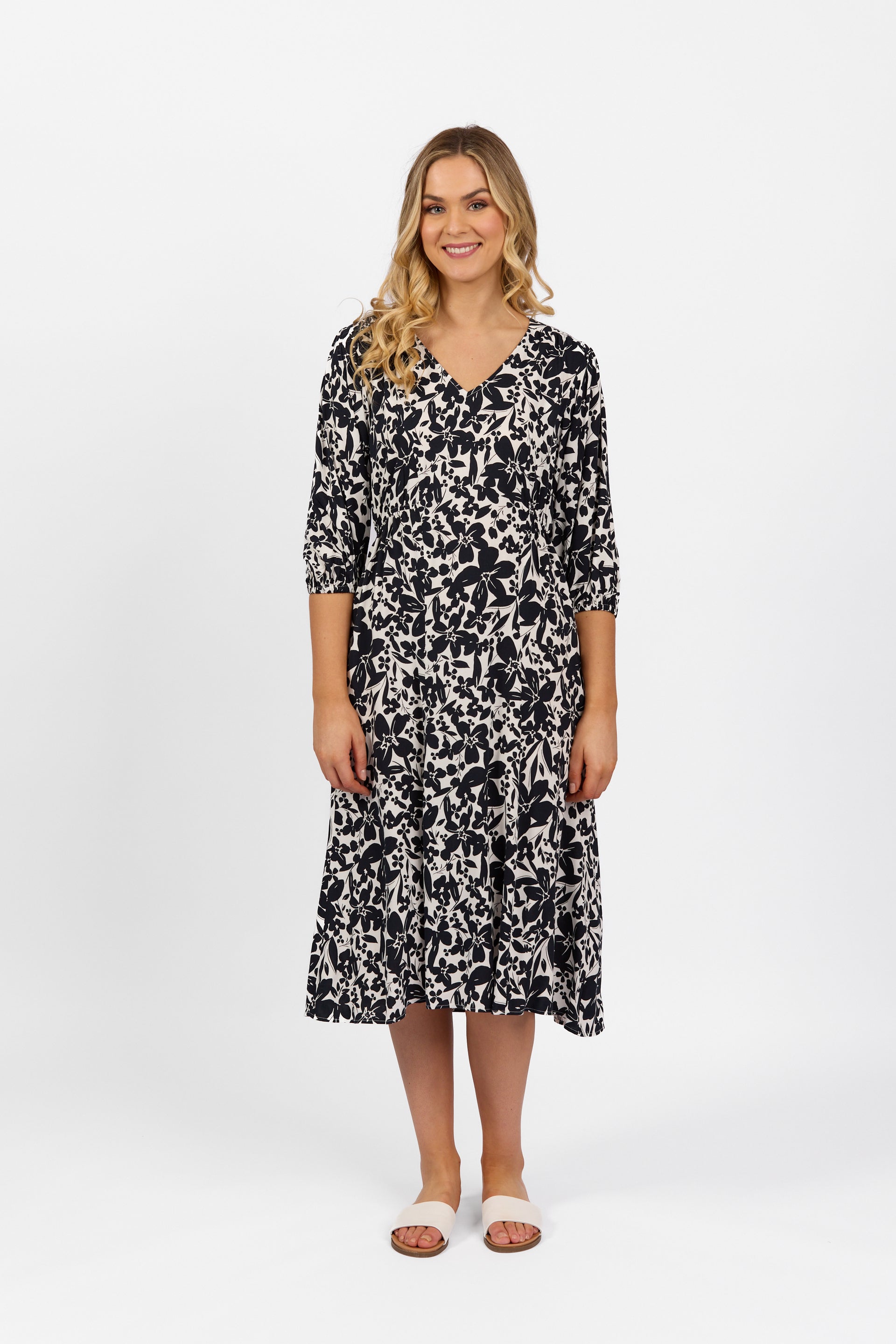 6105 Coco - V Neck Dress with Elbow Length Sleeve - Vassalli