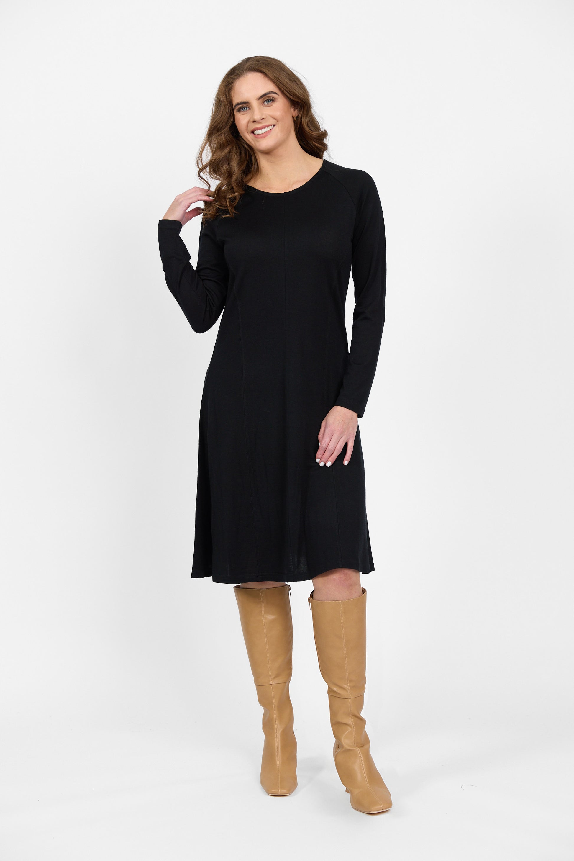 6107 Black - 100% Merino Long Sleeve Swing Dress - Vassalli