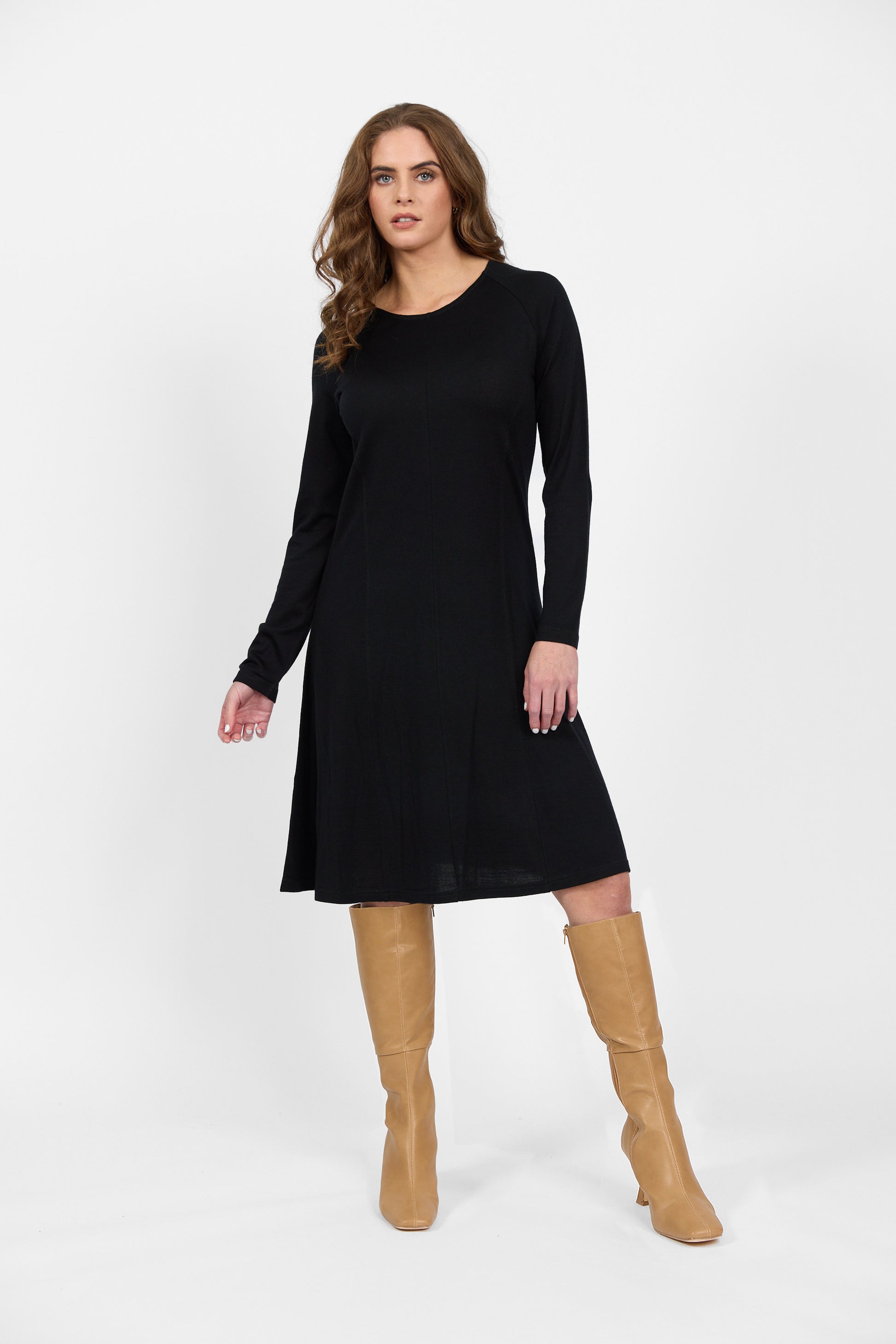 6107 Black - 100% Merino Long Sleeve Swing Dress - Vassalli