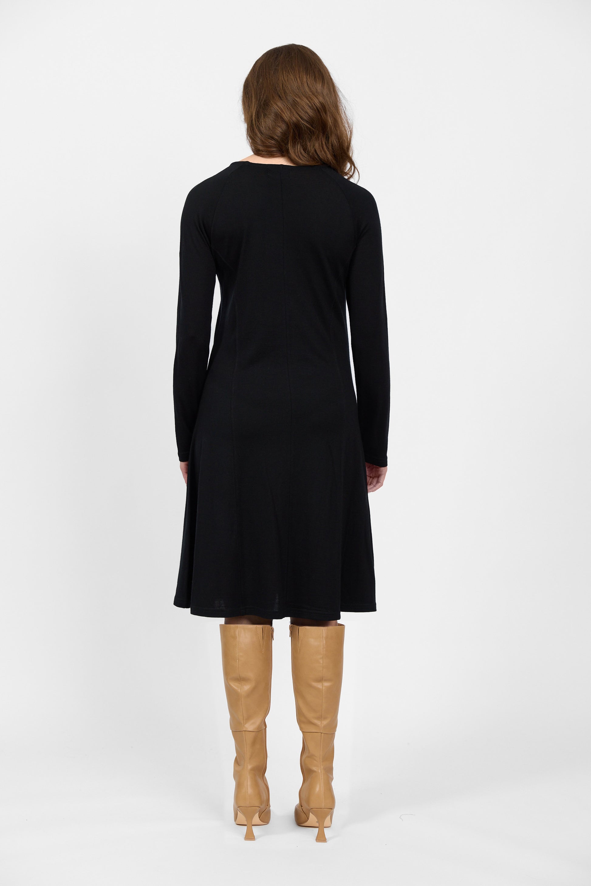 6107 Black - 100% Merino Long Sleeve Swing Dress - Vassalli